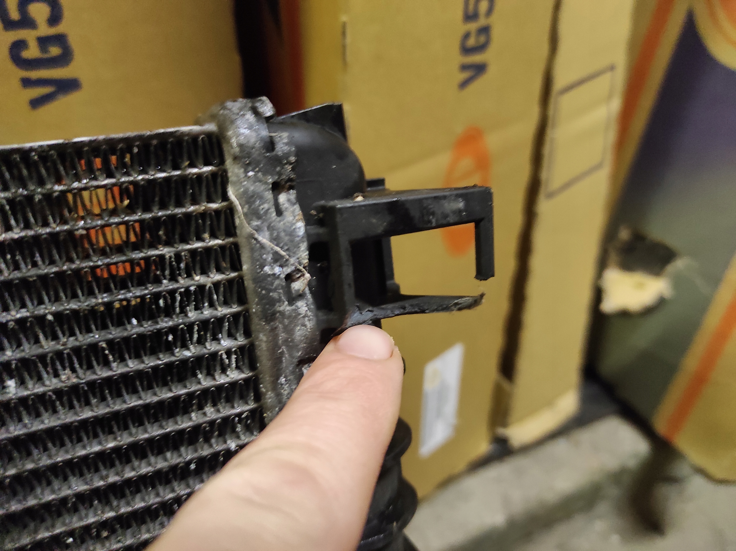 water cooler AUDI A6 C8