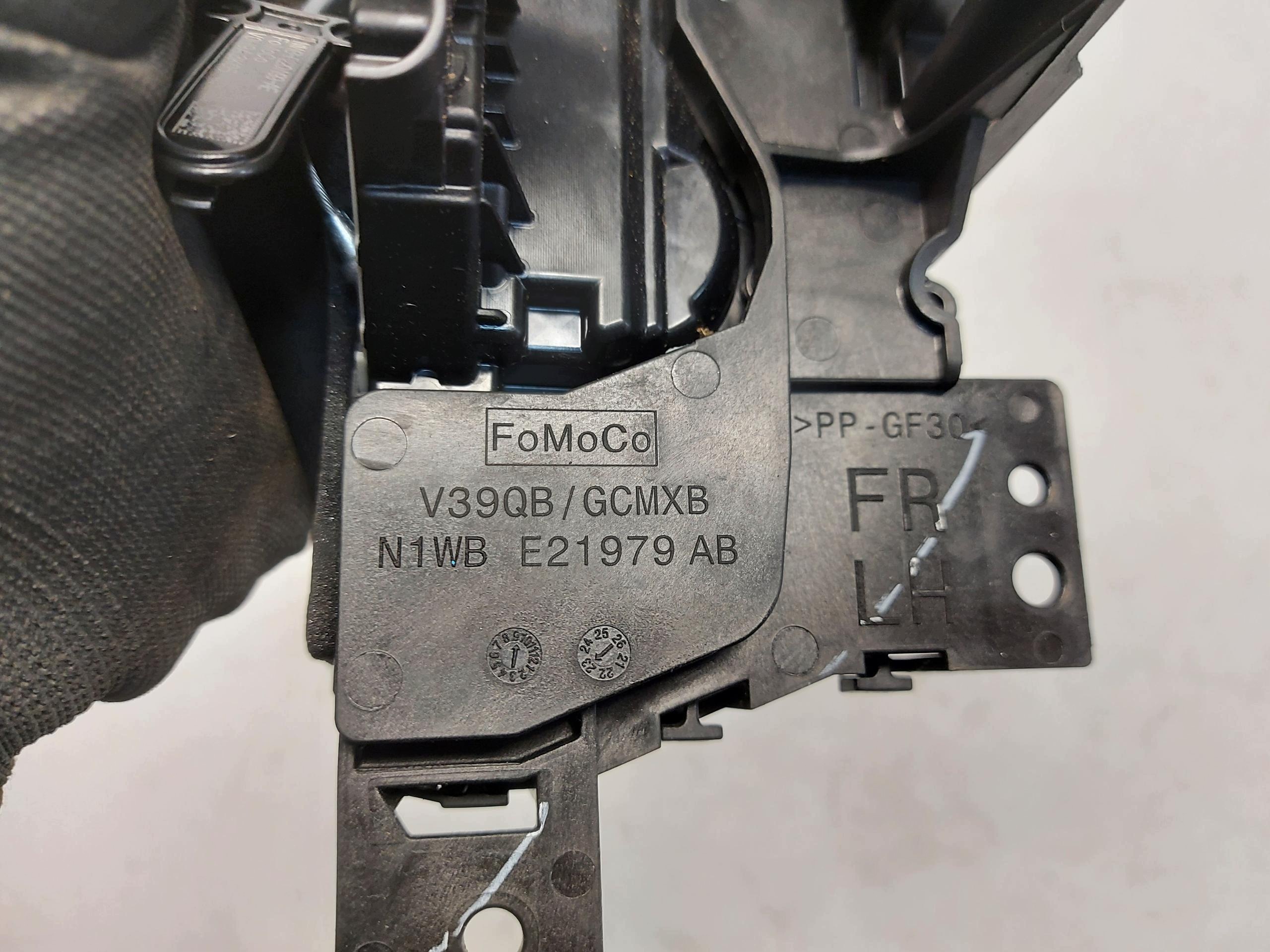 Ford Ranger VI 6 XLT 2023r. handle door left front N1WBE21979AB