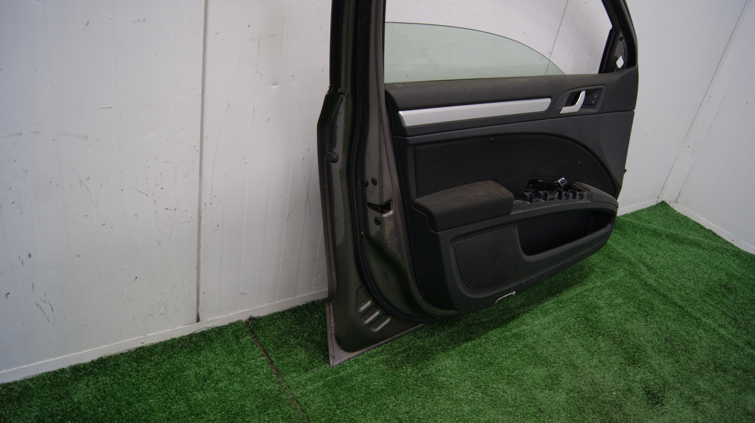 door left front LIFT SKODA SUPERB 2 2014