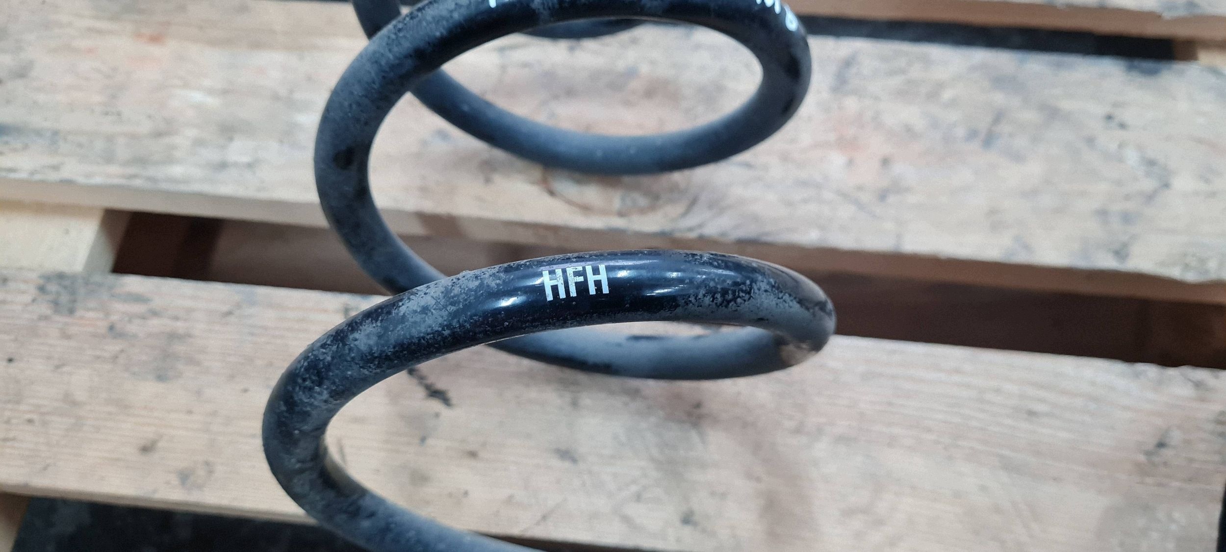 A6 C7 4G LIFT spring front front 2.0 TDI 8K0411105DH