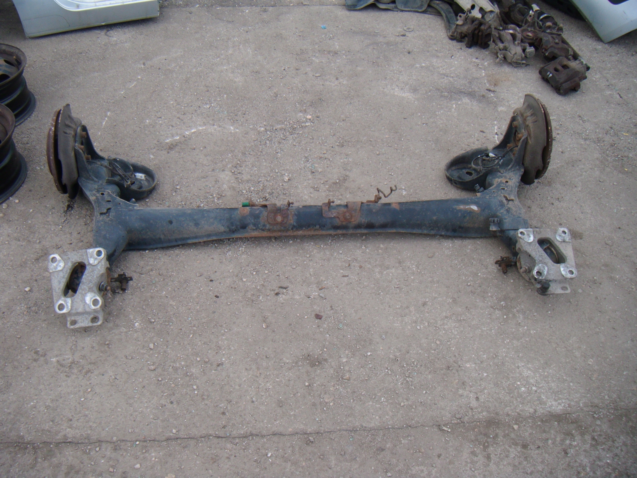 CITROEN C4 PICASSO 2006-2013 1.6 HDI BELKA ZAWIESZENIA TYŁ TYLNA