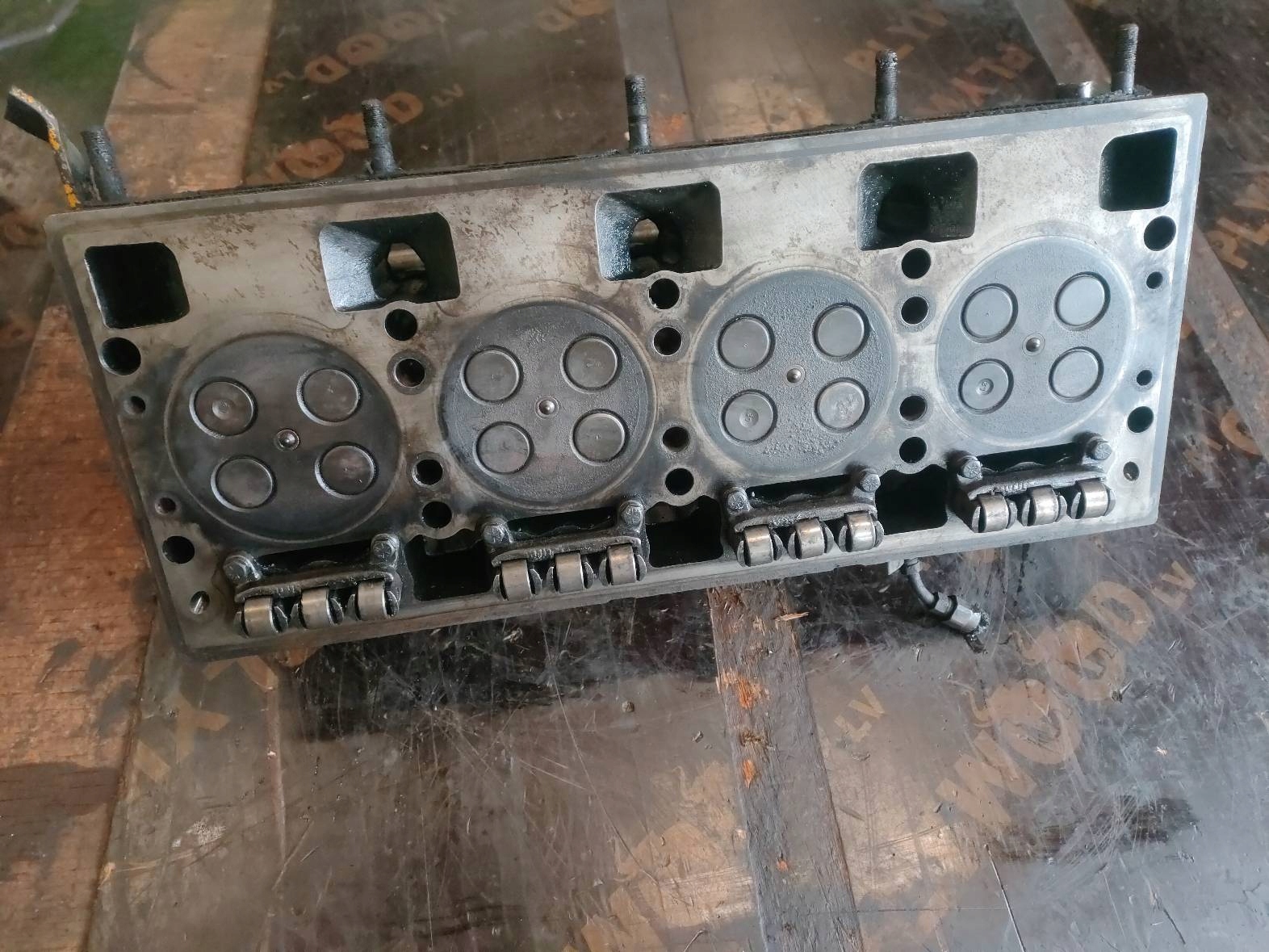 GŁOWICA SILNIK PRASA DETROIT DIESEL 5134294 Typ samochodu Samochody osobowe