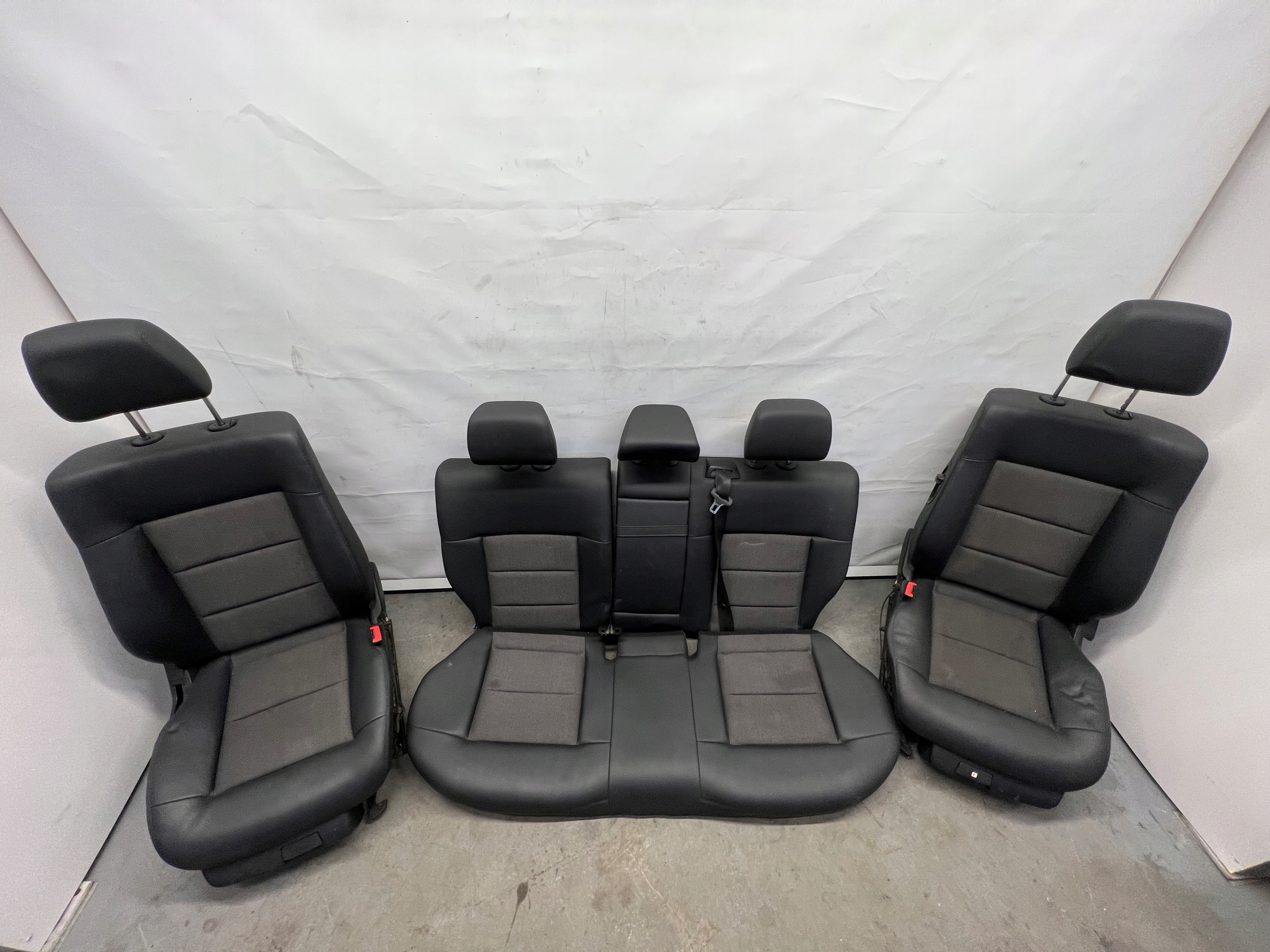 Mercedes E-KLASA W212 Berline Sièges Interne