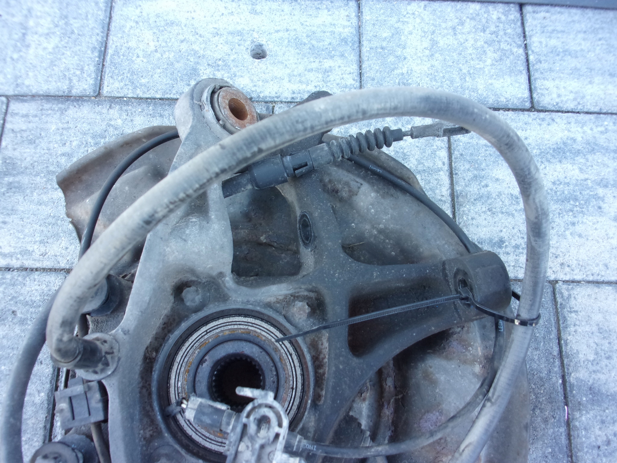R230 SL 5,5 AMG swing left rear part 2303505108