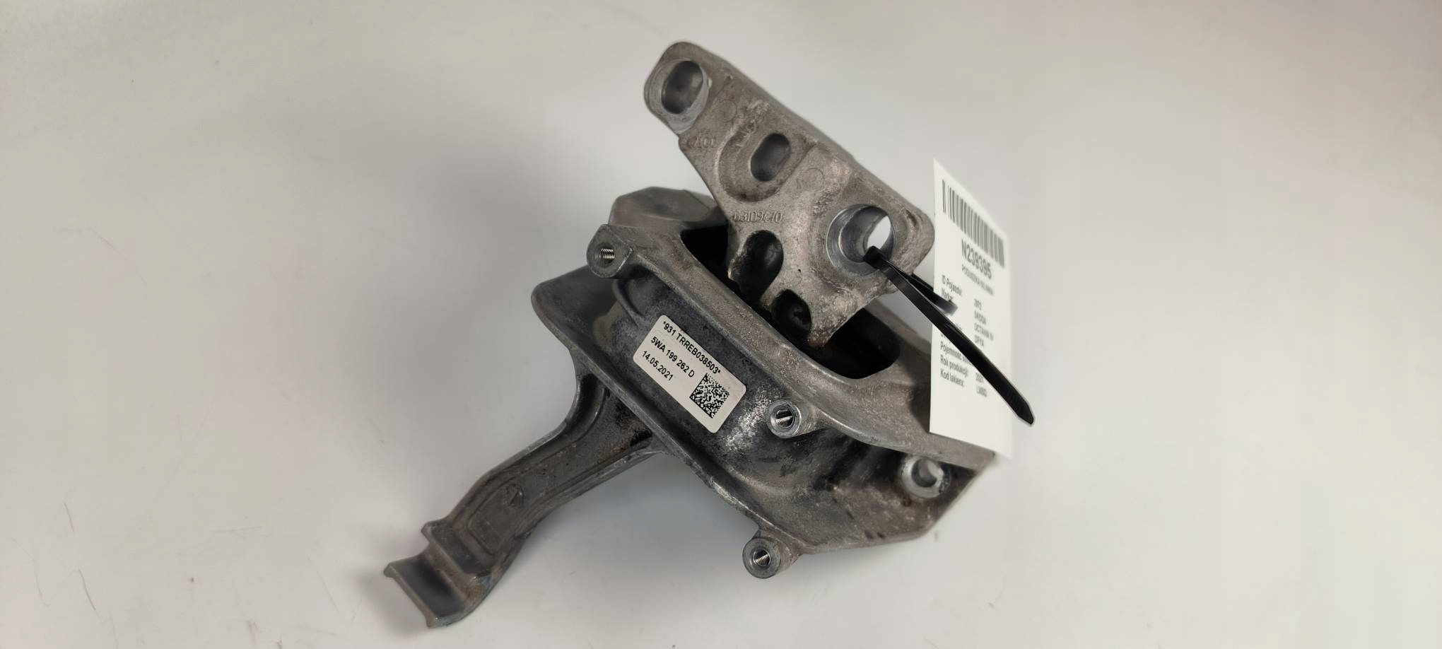 PODUSZKA SILNIKA 5WA199262D SKODA OCTAVIA IV Typ silnika Benzyna