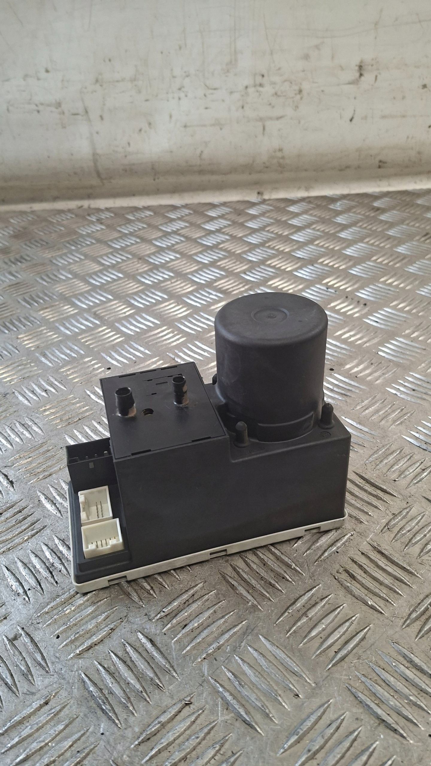 pump of a lock central AUDI A3 8L