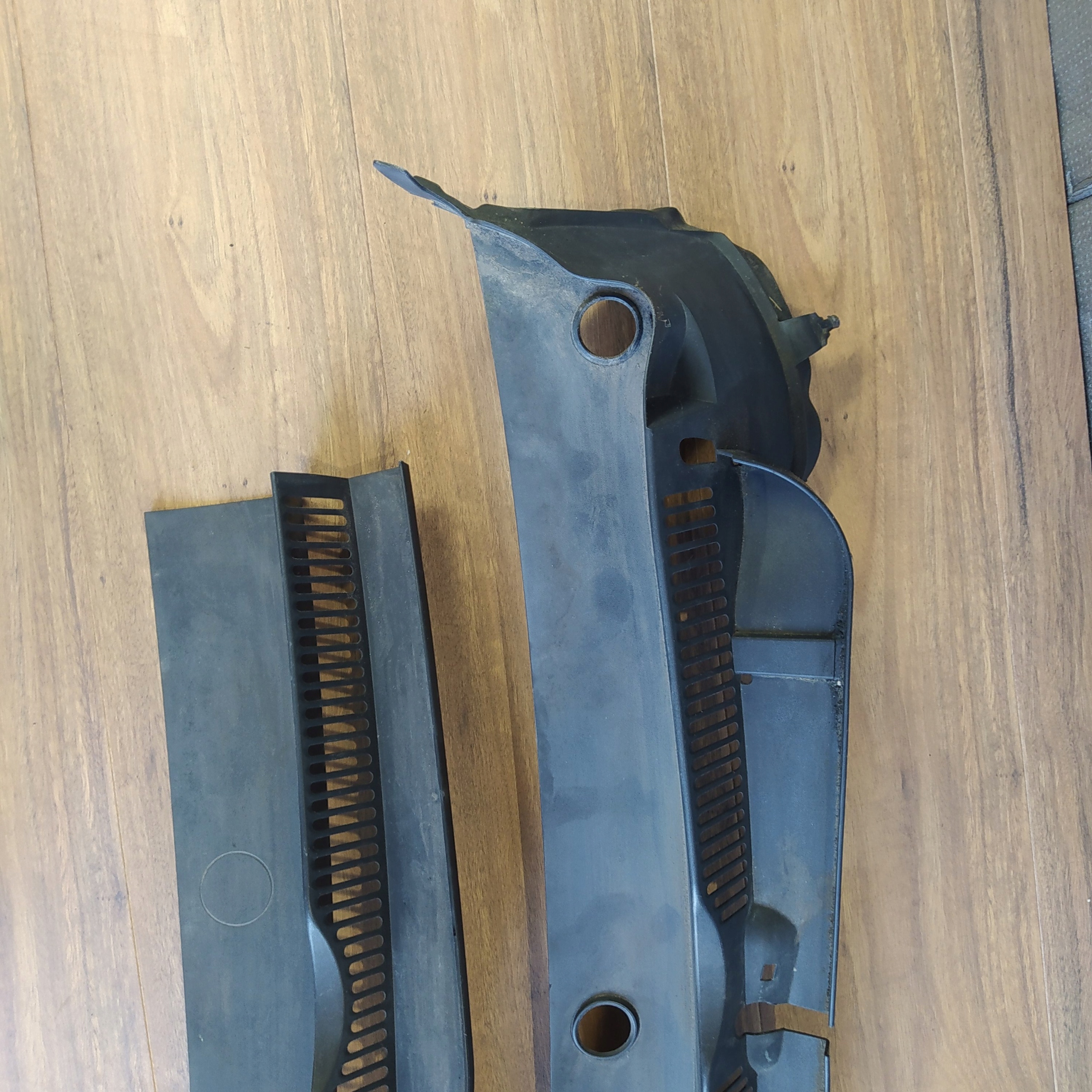 VW TOURAN III 5T 15- PODSZYBIE KOMPLETNE 5TB819404F Producent części Volkswagen