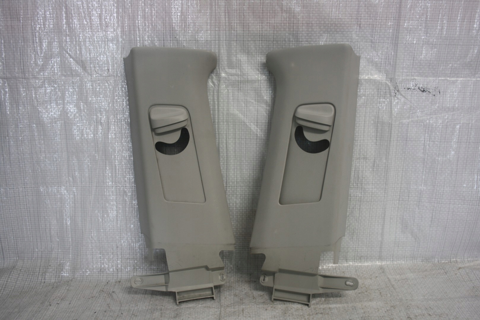 TAPICERKA SŁUPKA ŚRODEK PRAWA SEAT IBIZA 6L3867244