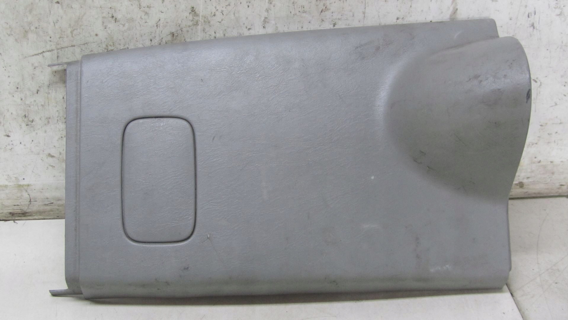 TRAFIC VIVARO II OSŁONA SŁUPKA LEWA 8200006055