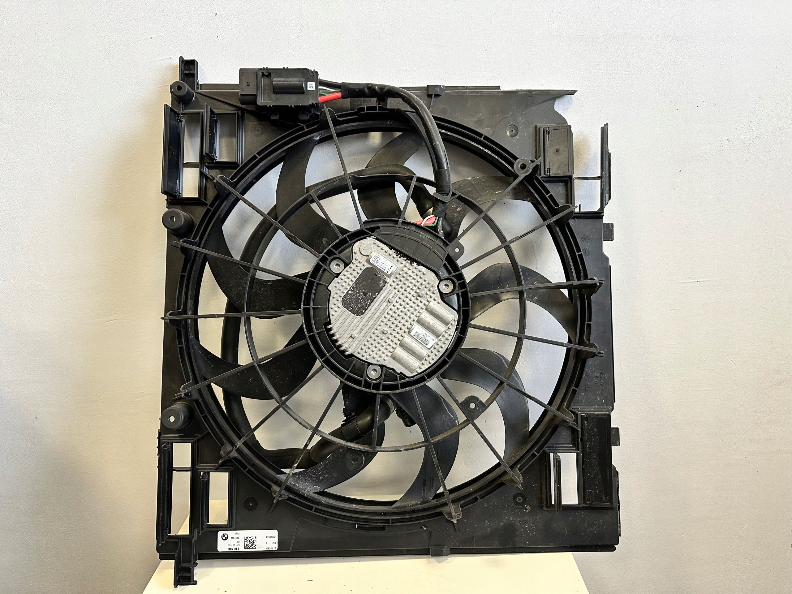 BMW X3 G01 X4 G02 WENTYLATOR OBUDOWA 8686173 8487639