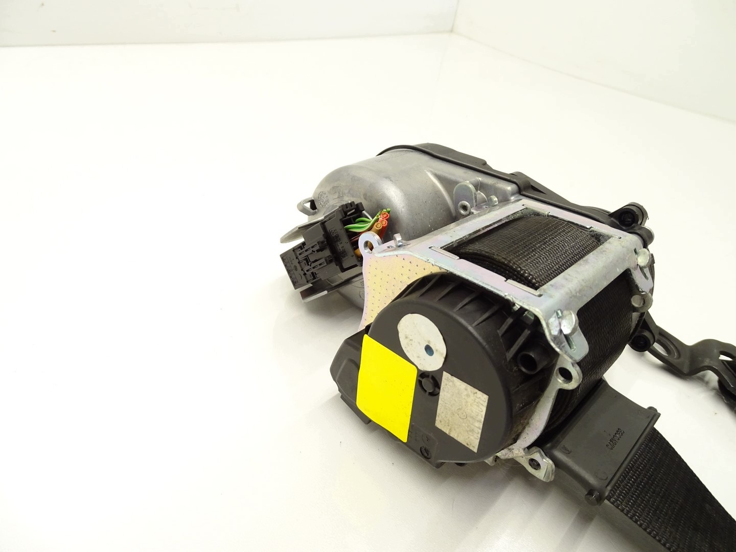 tension belt safety left front front MERCEDES ML W164 A2518608985