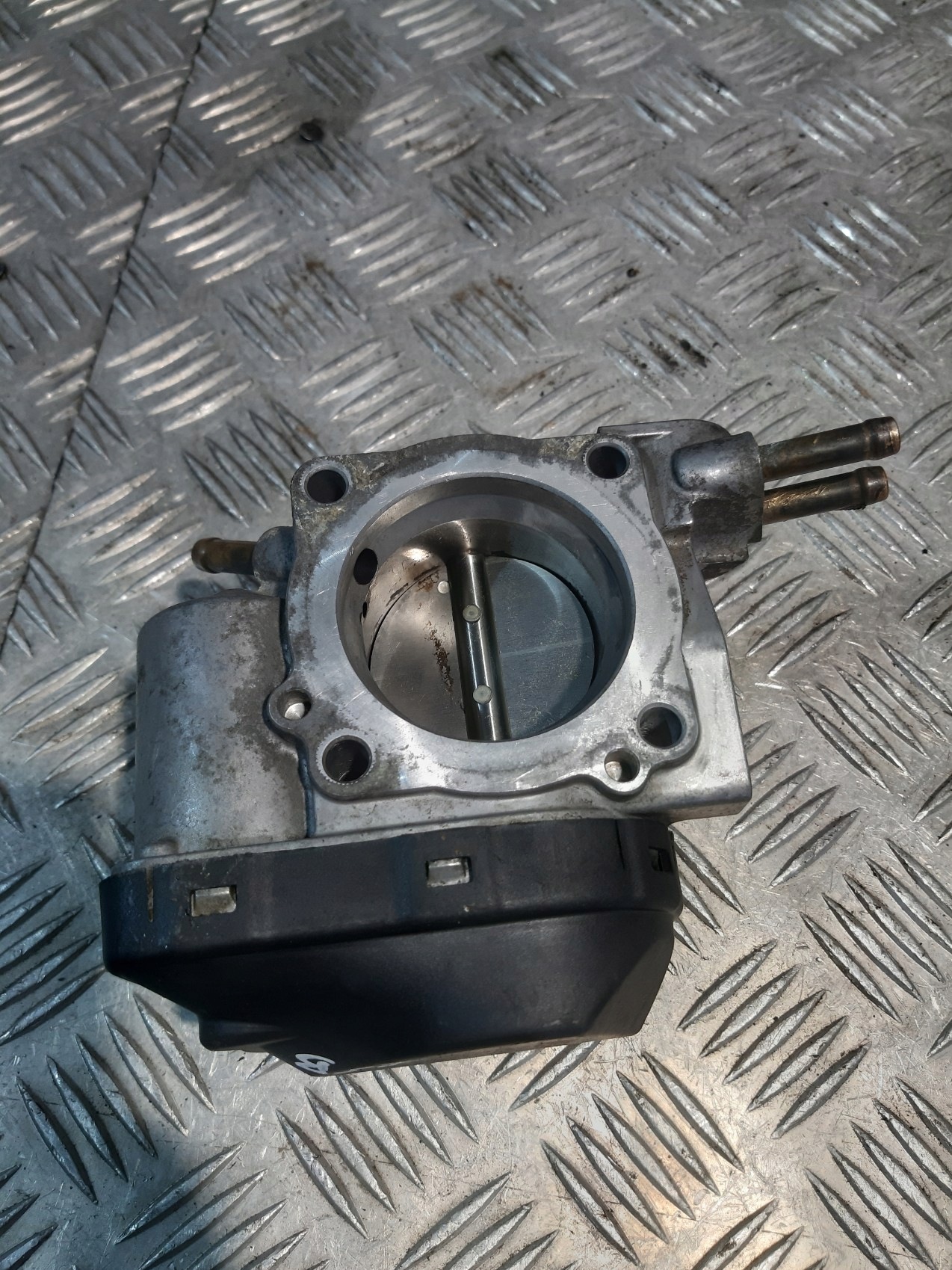 VW PASSAT B5 1.6B Valvola a farfalla 06B133062F