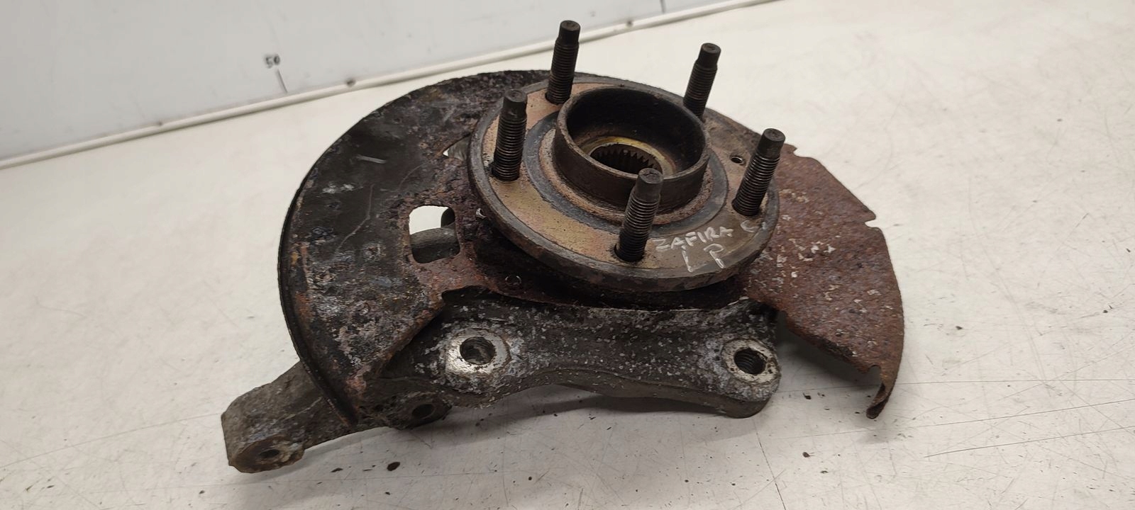 swing front front left Opel Zafira C 1,6 Z16XNT