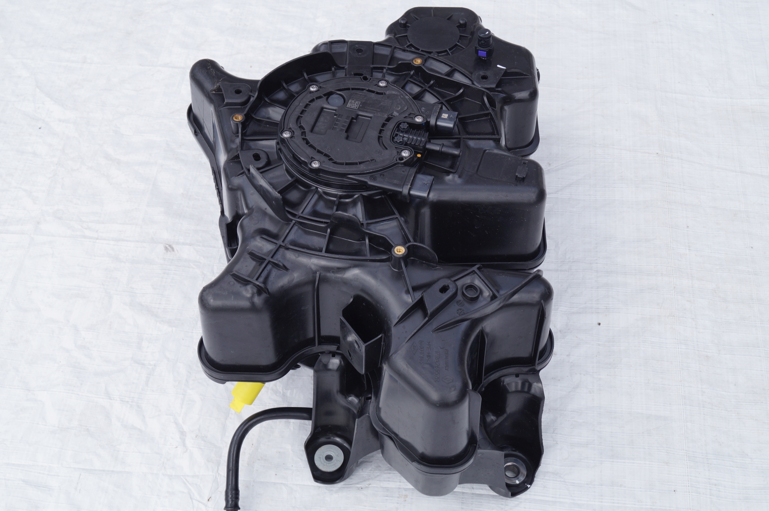 ZBIORNIK POMPA ADBLUE RENAULT KOLEOS 940017965 Part manufacturer Renault OE