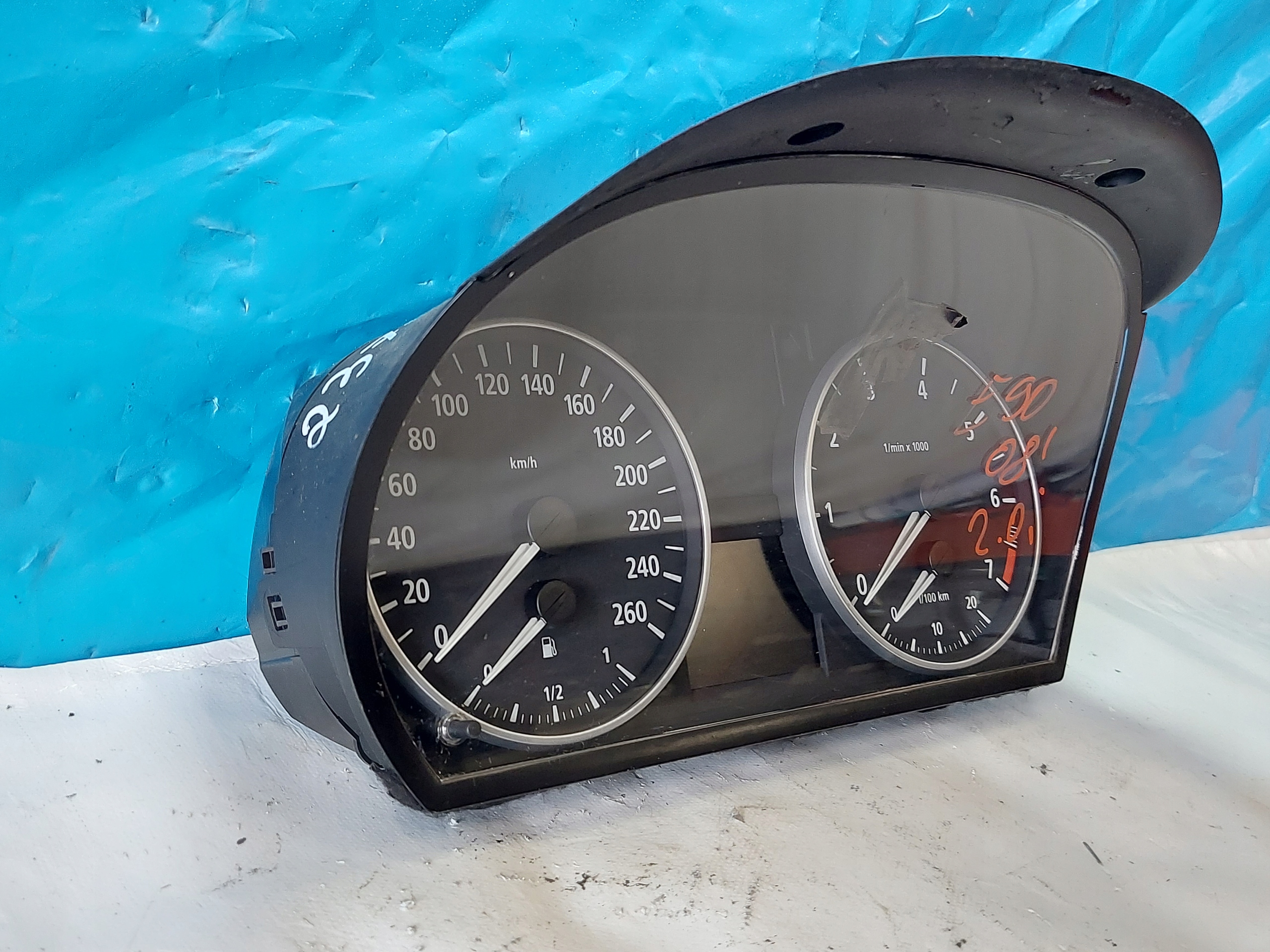 dials clock BMW E90 320i 911019705