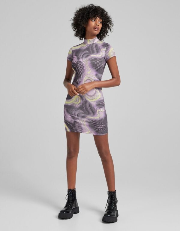 

Bershka_sukienka W Psychodeliczny Wzór 5607256 R.s