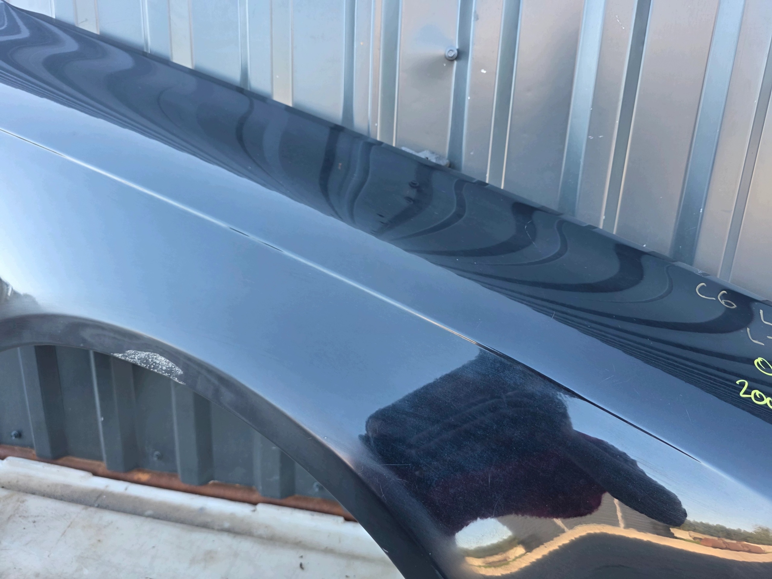 fender right front AUDI A6 C6 LIFT LZ9Y 2008-2011 original !!!