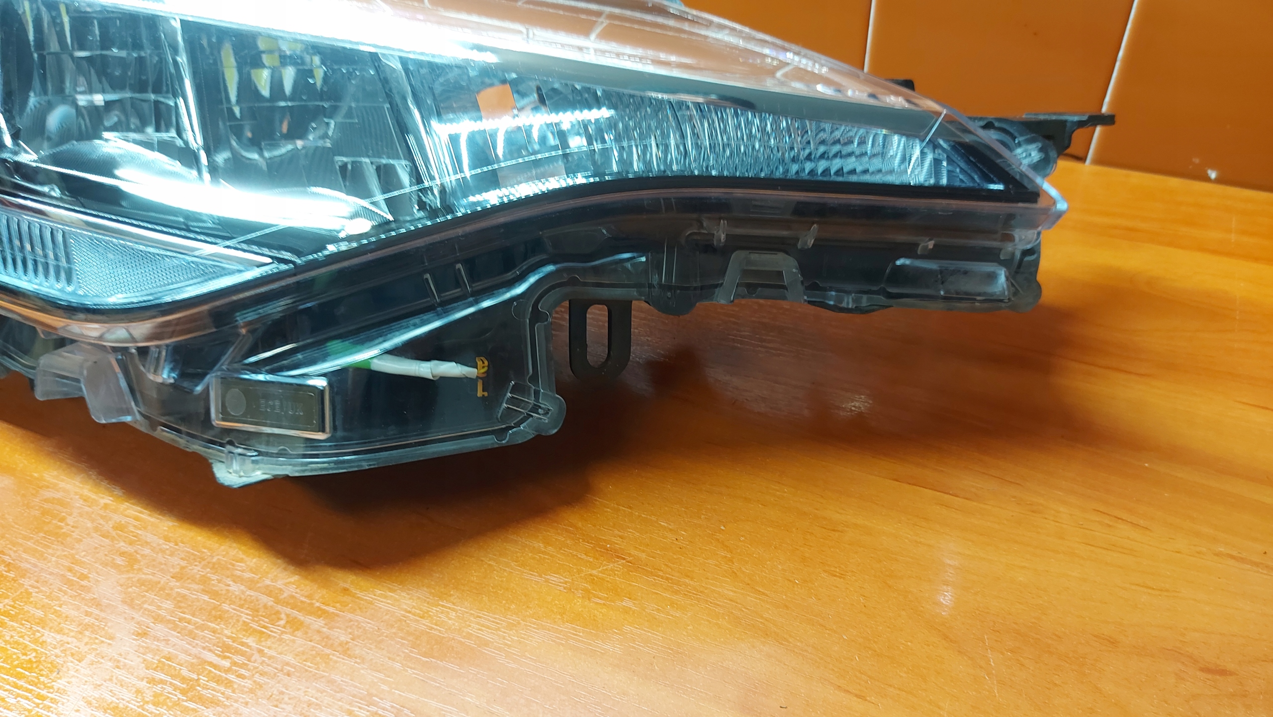 REFLEKTOR light right right front TOYOTA CHR C-HR 19- LIFT