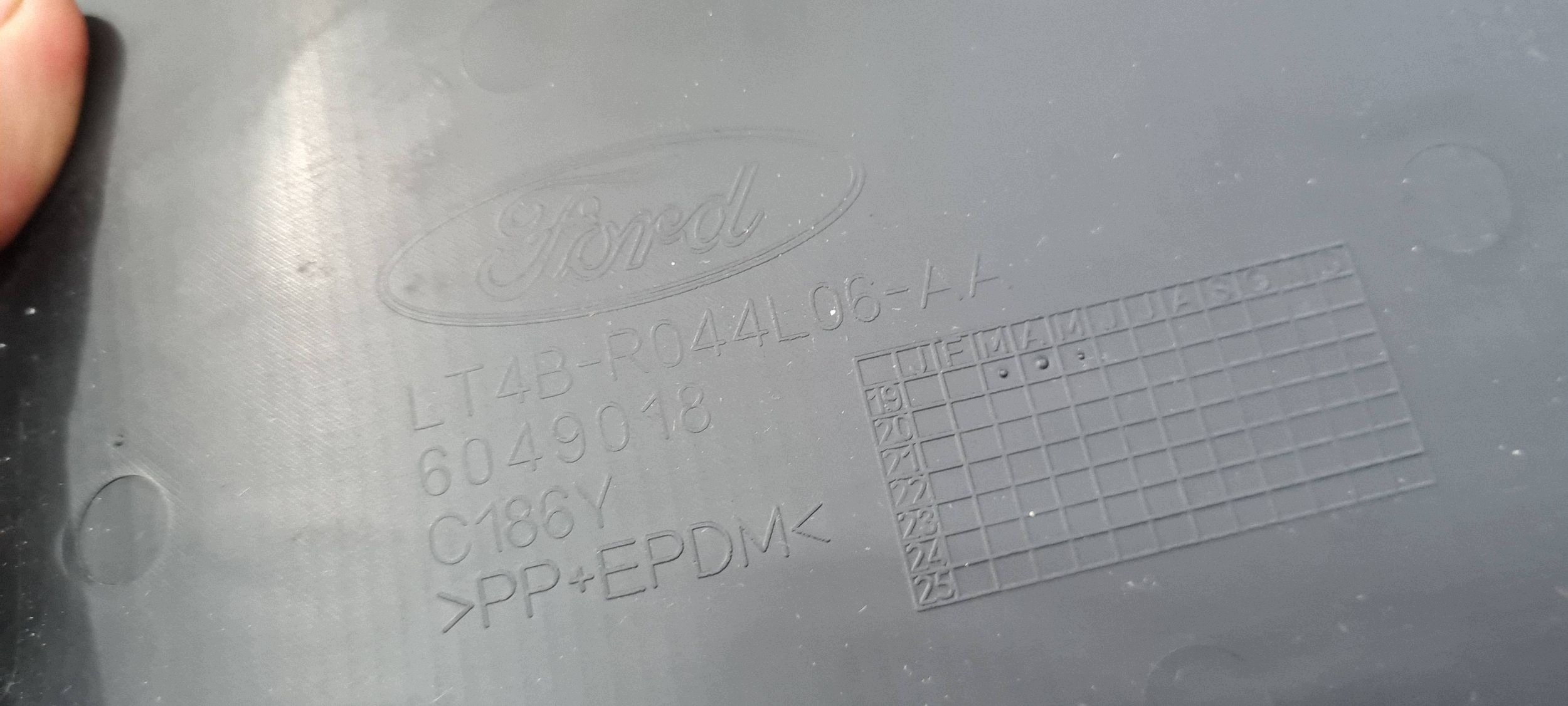 Ford Edge II 2020 cover passenger compartment cap plato KOKPITU LT4BR13549AA