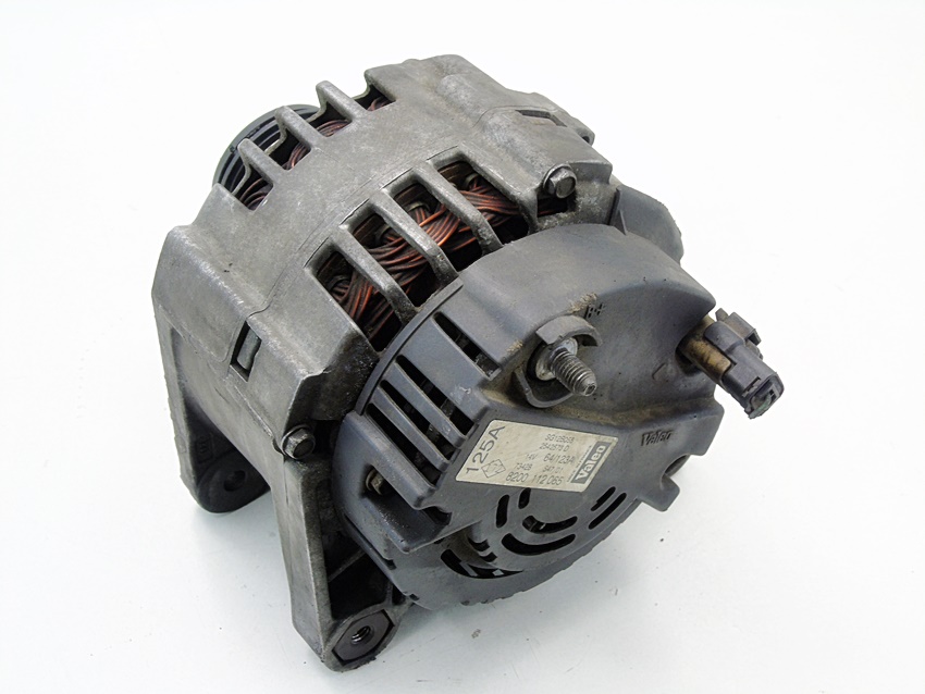 ALTERNATOR 64 / 123A 2.0 16V IDE LAGUNA 2 MEGANE 1 2 140KM 8200112065 Producent części Renault OE