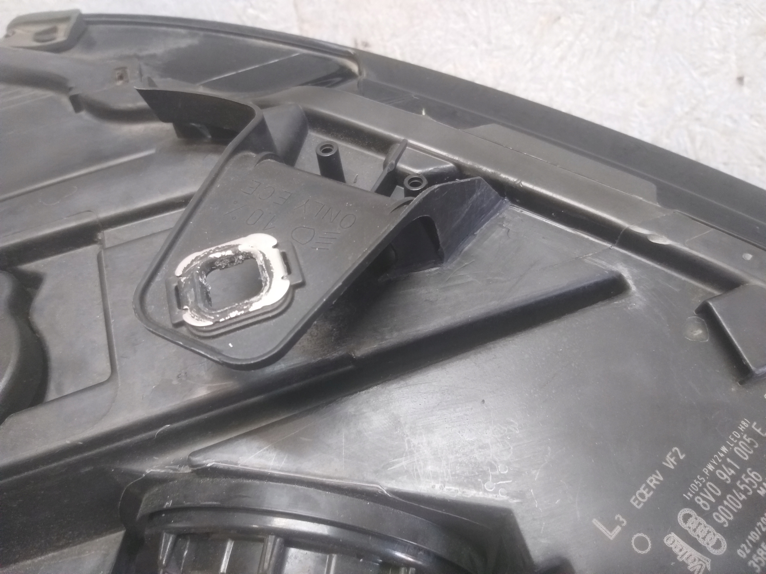 light front left AUDI A3 8V LIFT 16- XENON LED 8V0941005E