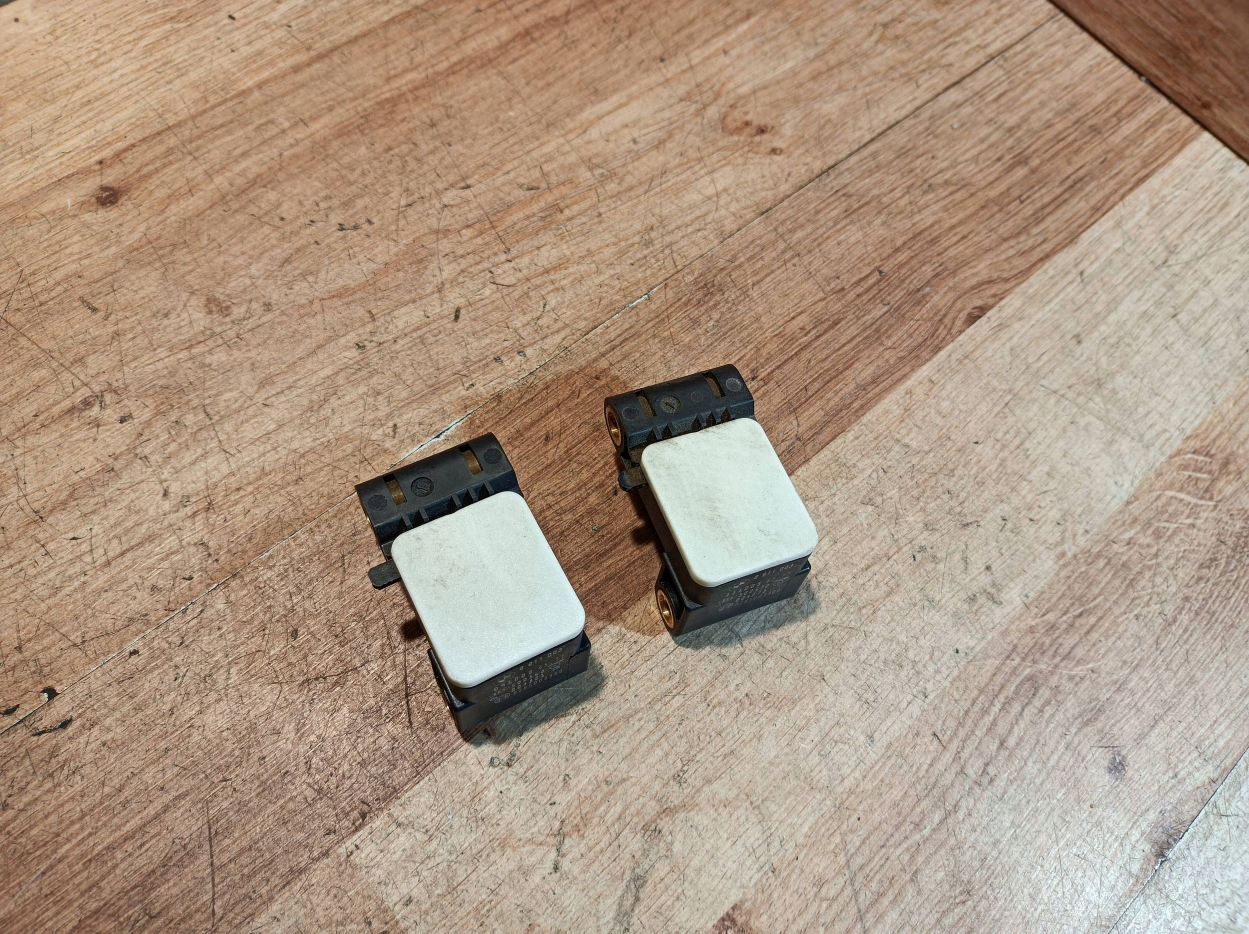 Sensor zderzeniowy (airbag) BMW 3 E90 E91 6911003