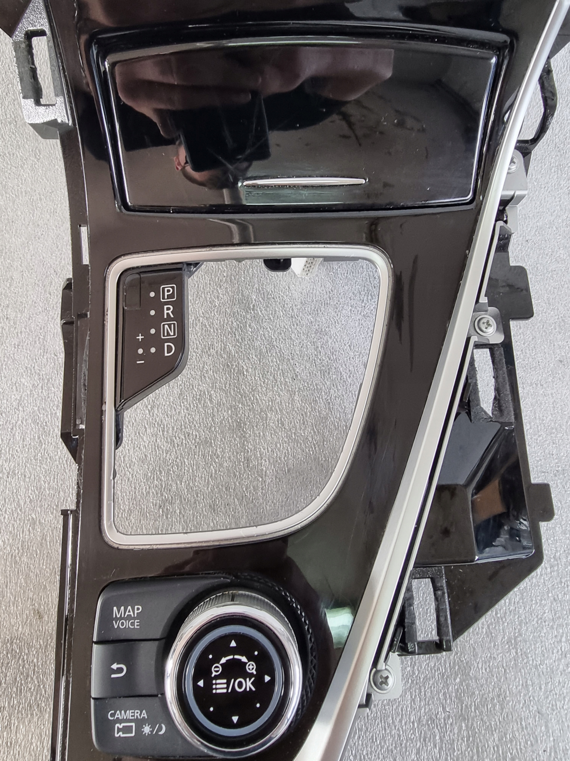 INFINITI Q50 декор тунель середина