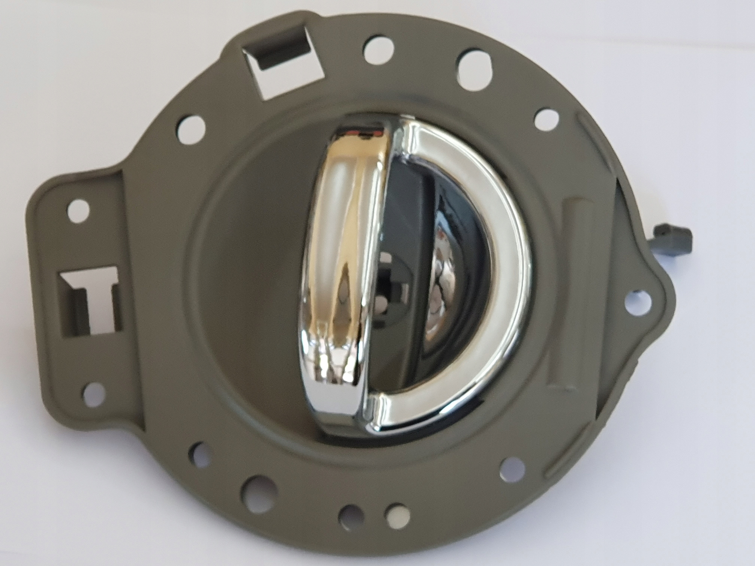 KLAMKA DRZWI PRAWE JEEP COMMANDER XK 06 10 KHAKI C Parts manufacturer Other