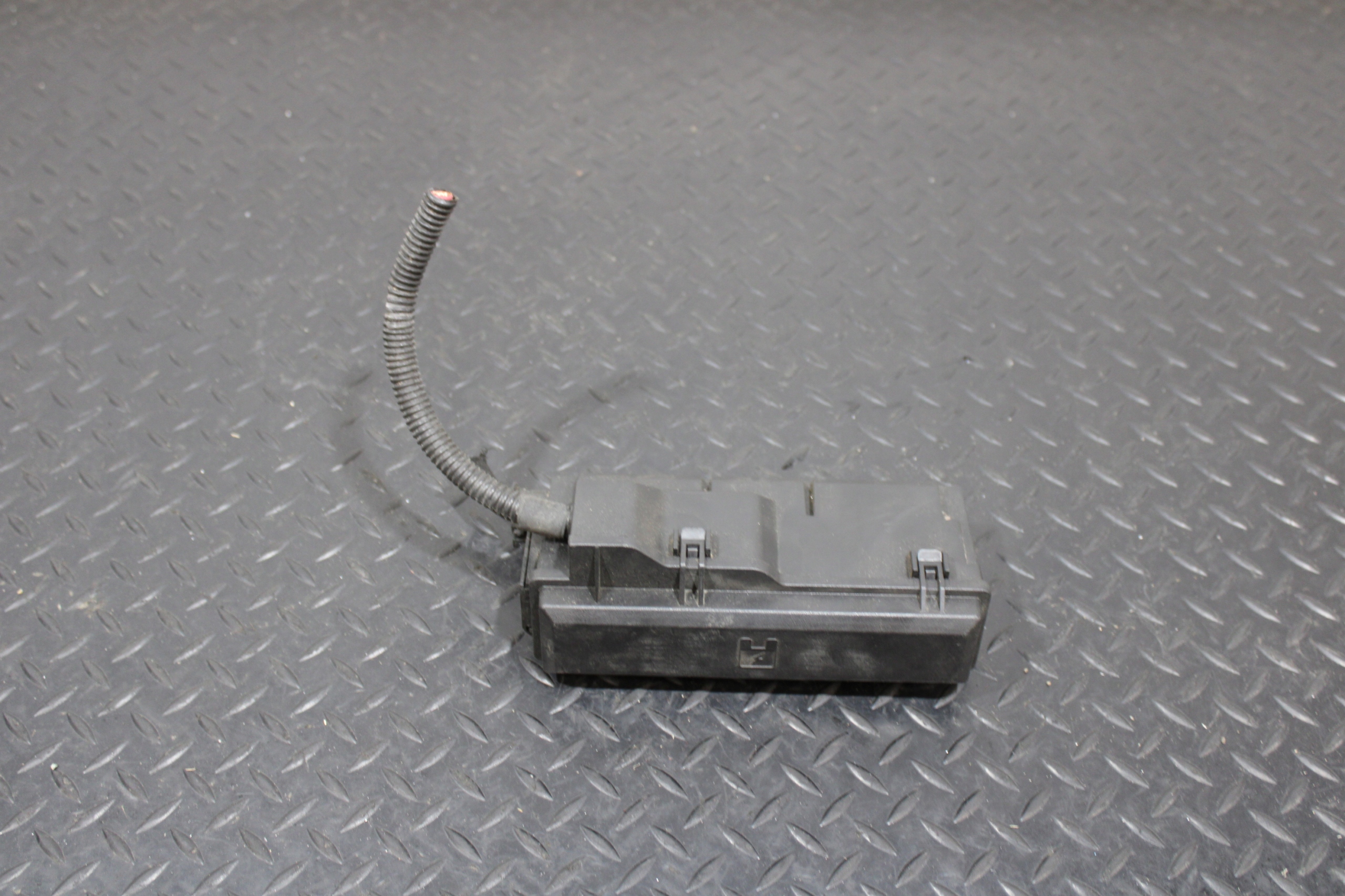 compartment PRZEKAZNIKOW cover compartments JEEP CHEROKEE KL