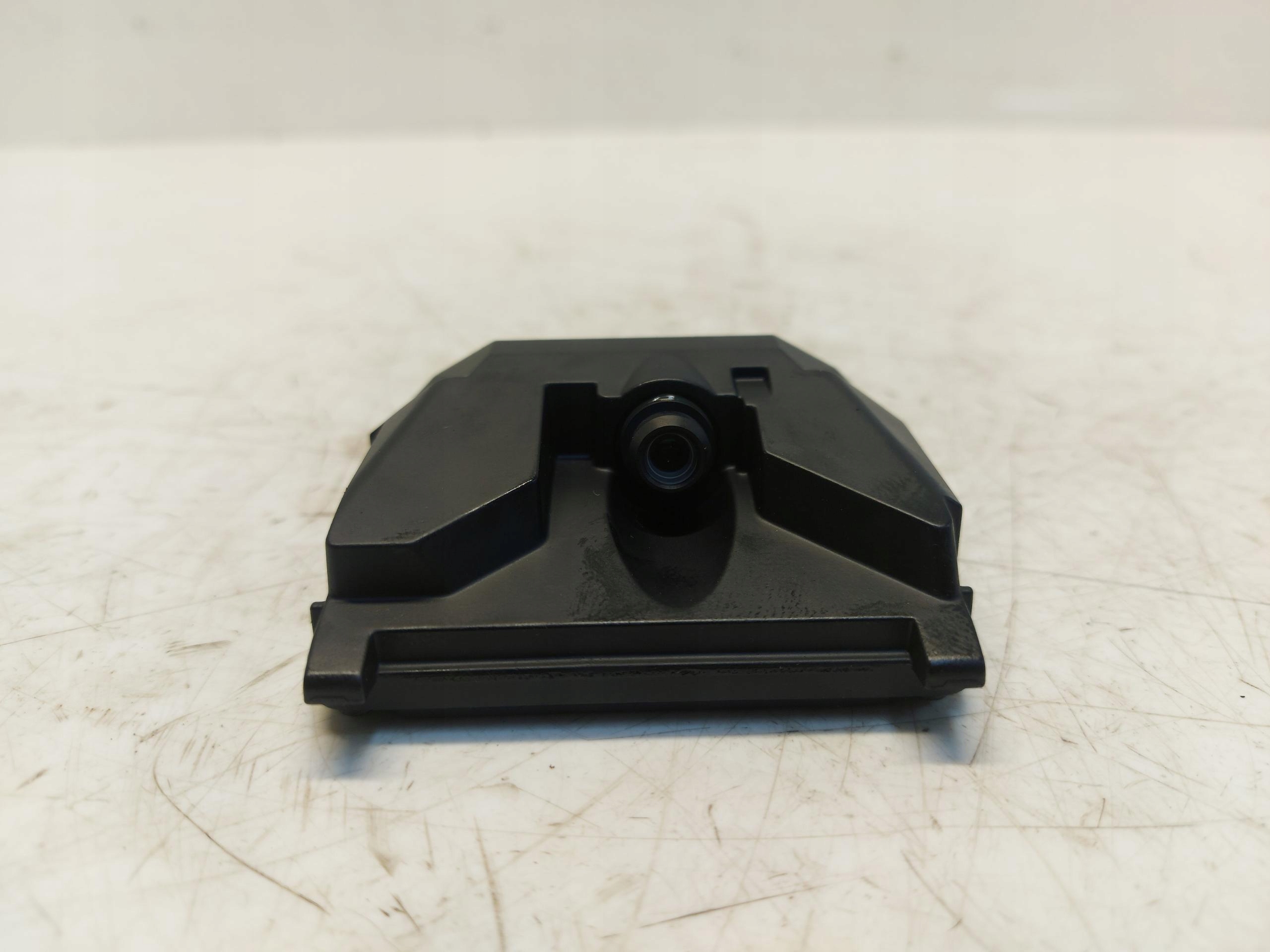 BMW F40 118i kamera kafas front front windows czolowej 5a4a1e1