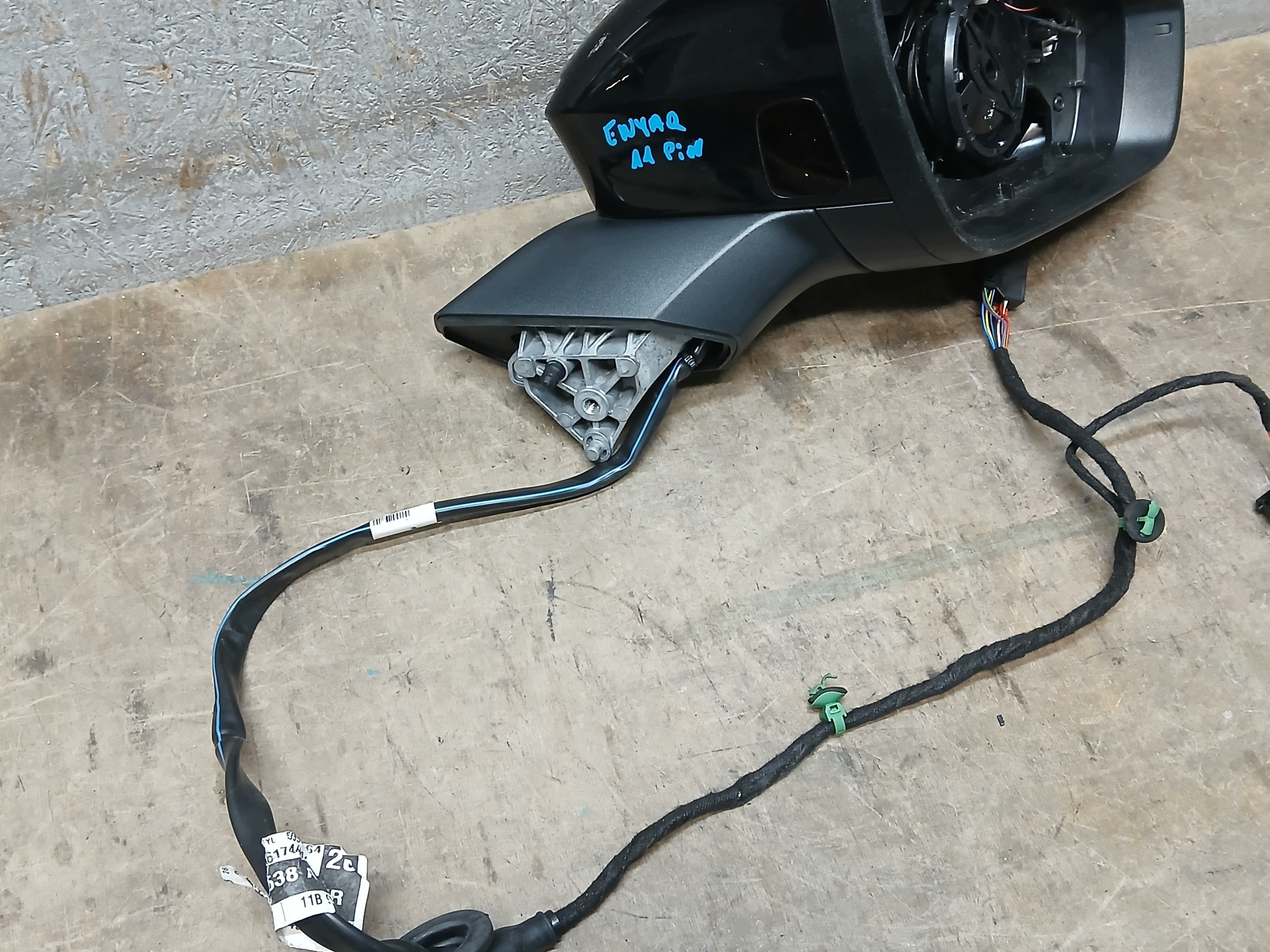mirror front right SKODA ENYAQ 11PIN