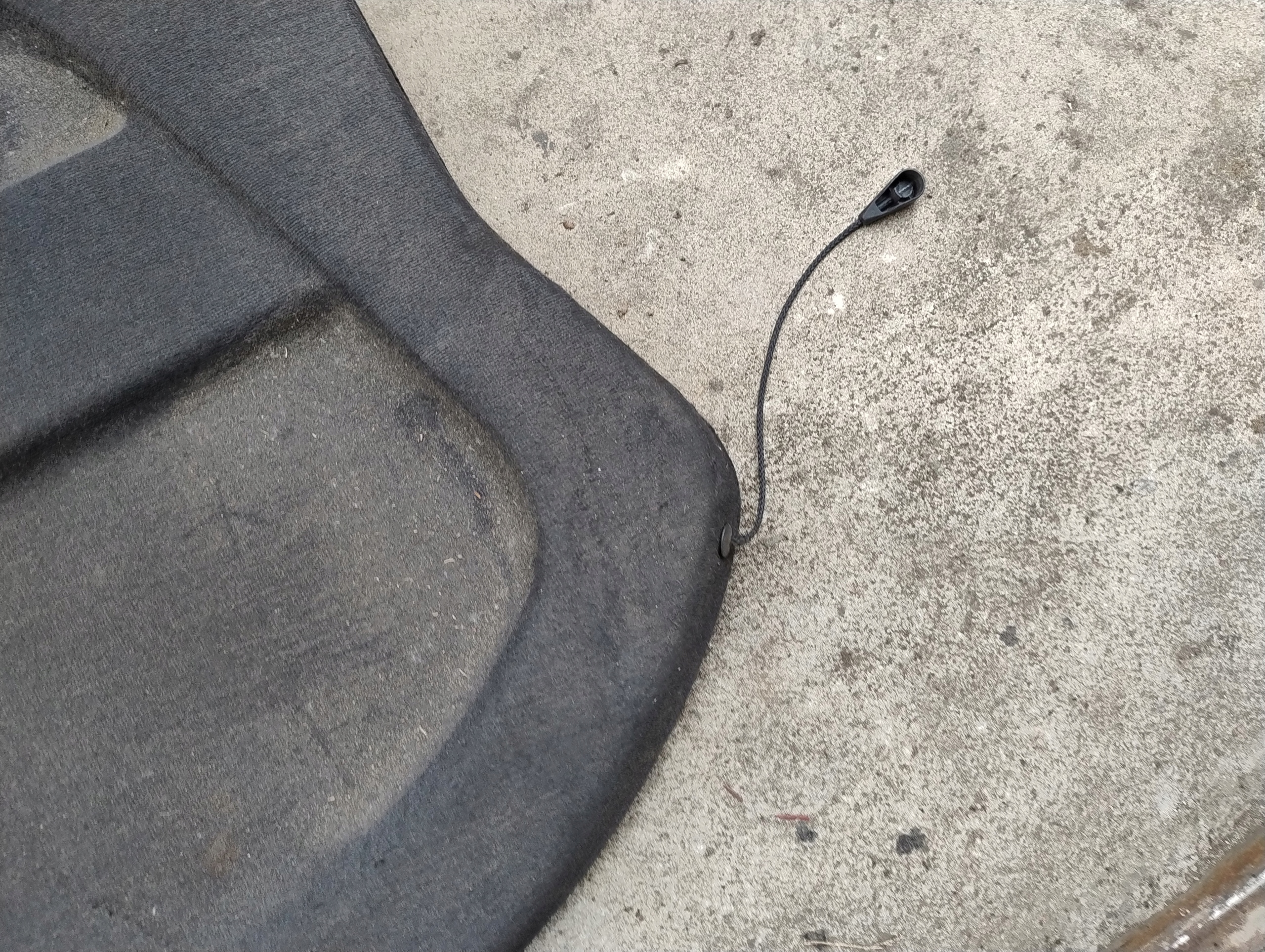 plato boot RENAULT MEGANE III HB 5D