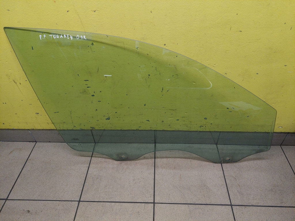 VW TOUAREG and window door right front