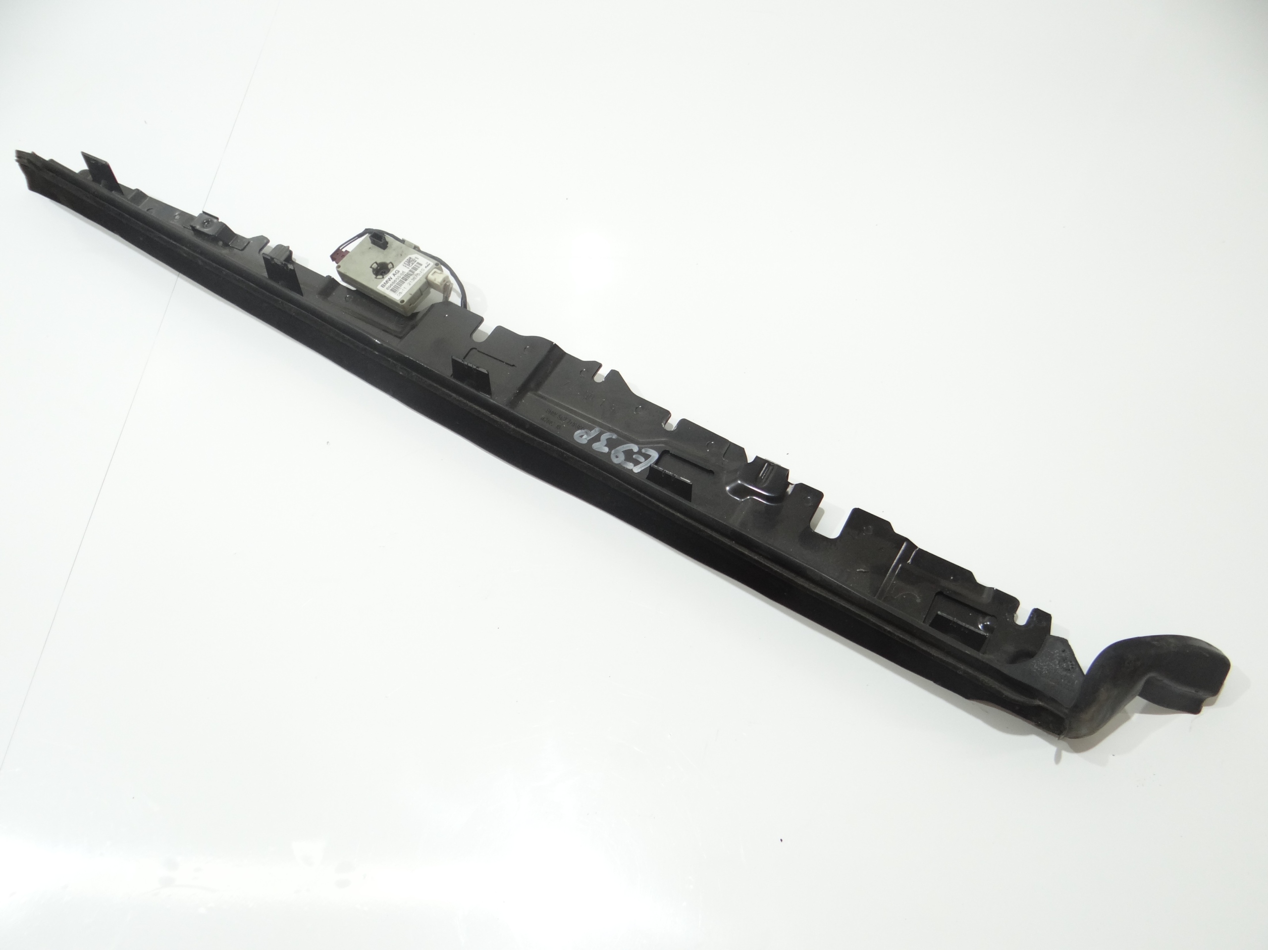 KATOWNIK POLACZENIOWY amplifier right rear part BMW E93 7128384