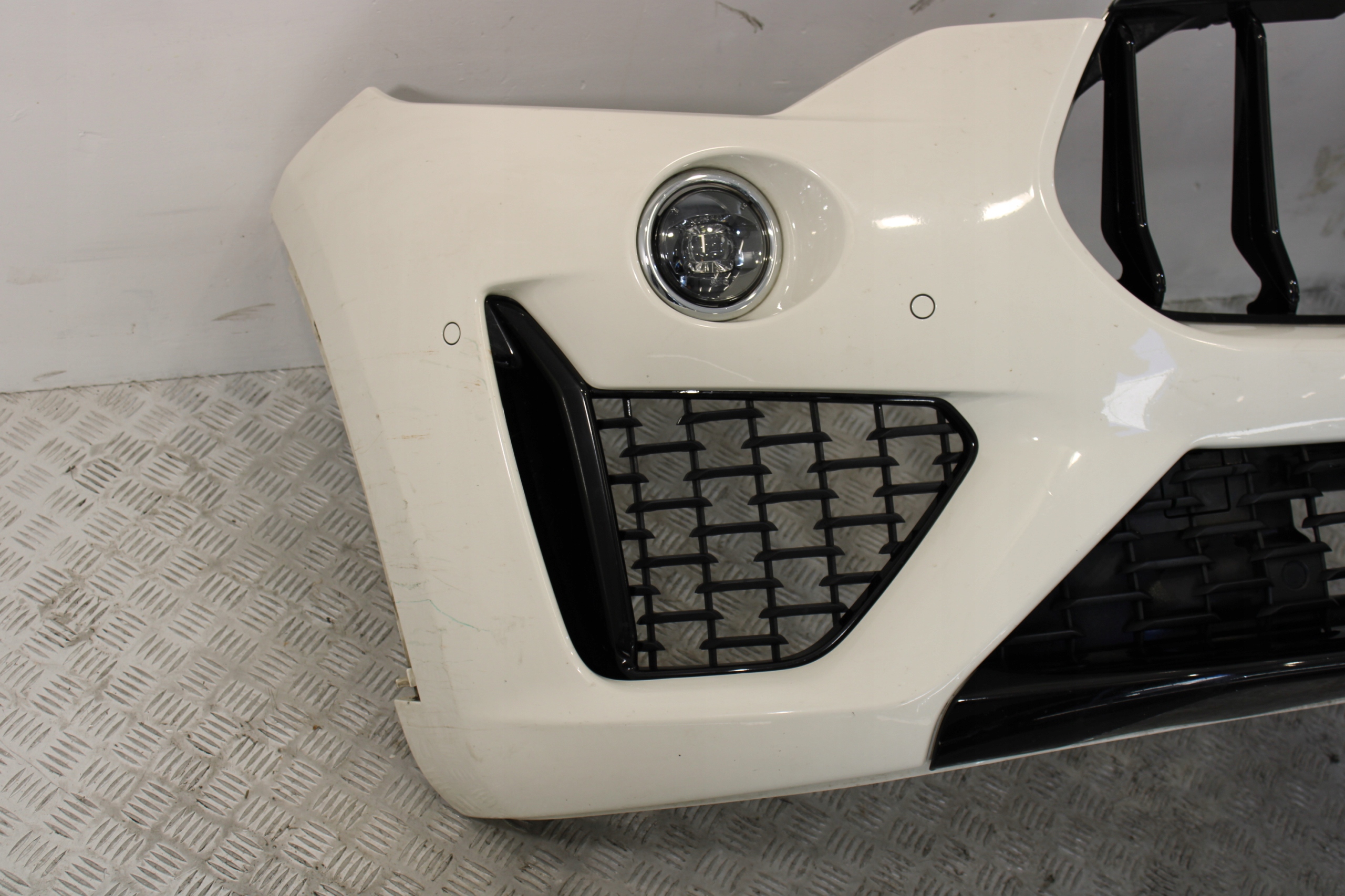 bumper front front complete 6X PDC MASERATI LEVANTE M161 GRANSPORT
