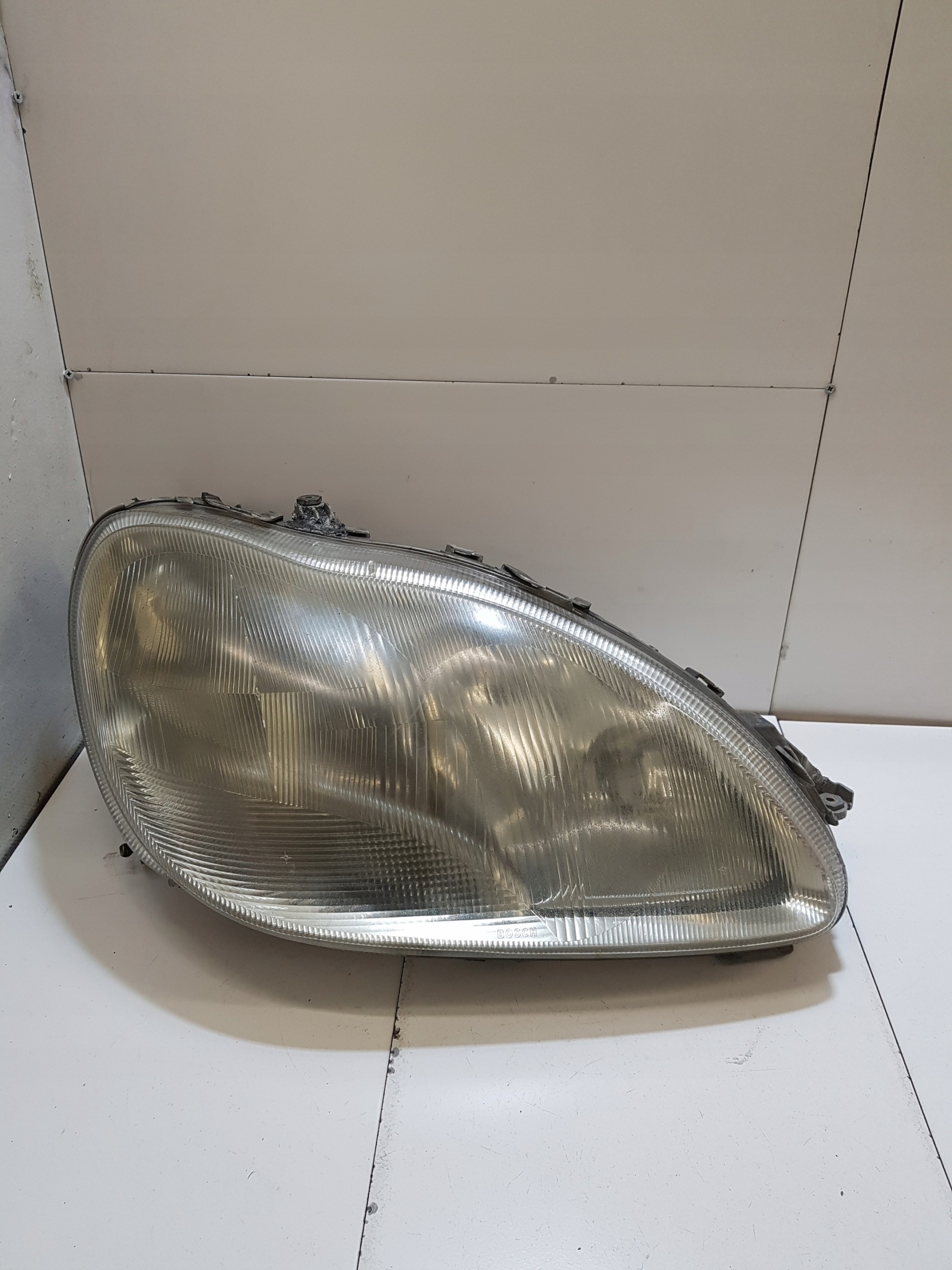 light right front MERCEDES-BENZ S-KLASA W220 0301153002