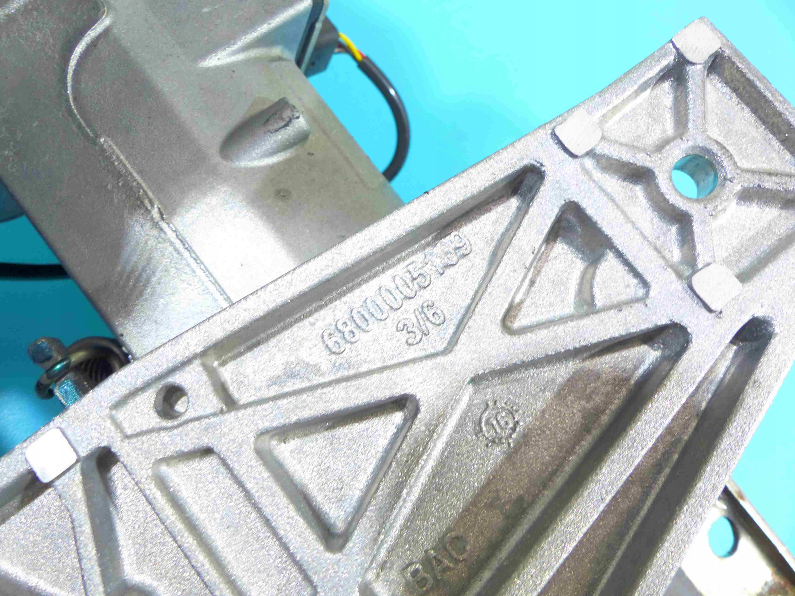 насос гур элекрические 488105110R CAPTUR и европа