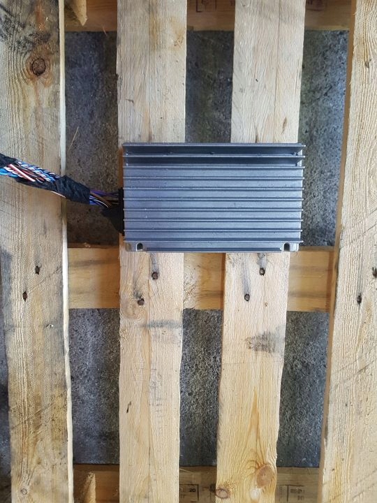 BMW F30 F31 LCI WZMACNIACZ TOP HIFI 9383966