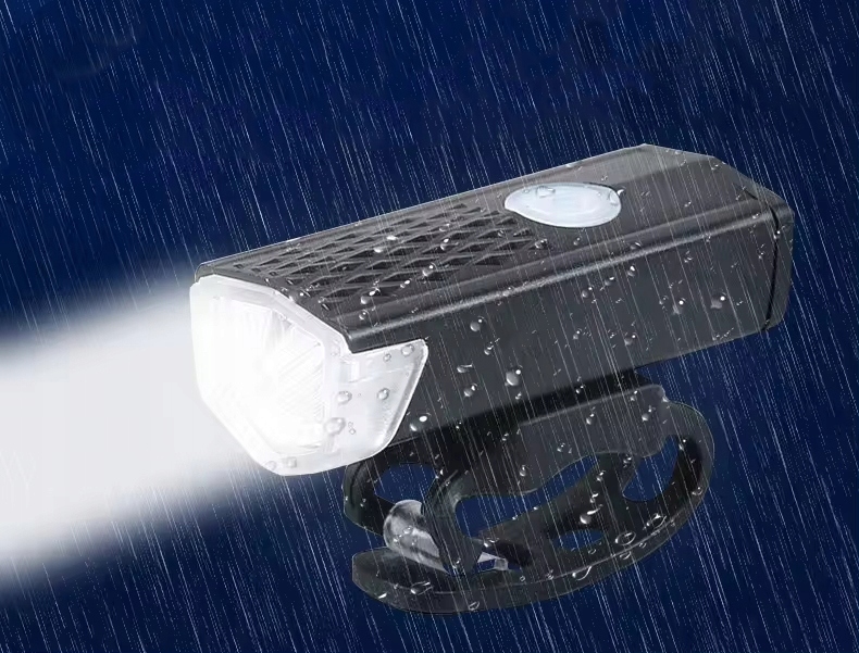 MOCNA Lampka Rowerowa PRZÓD LED na kierownicę 600lm WODOODPORNA AKUMULATOR Model DSJ Lampka rowerowa przód 4267