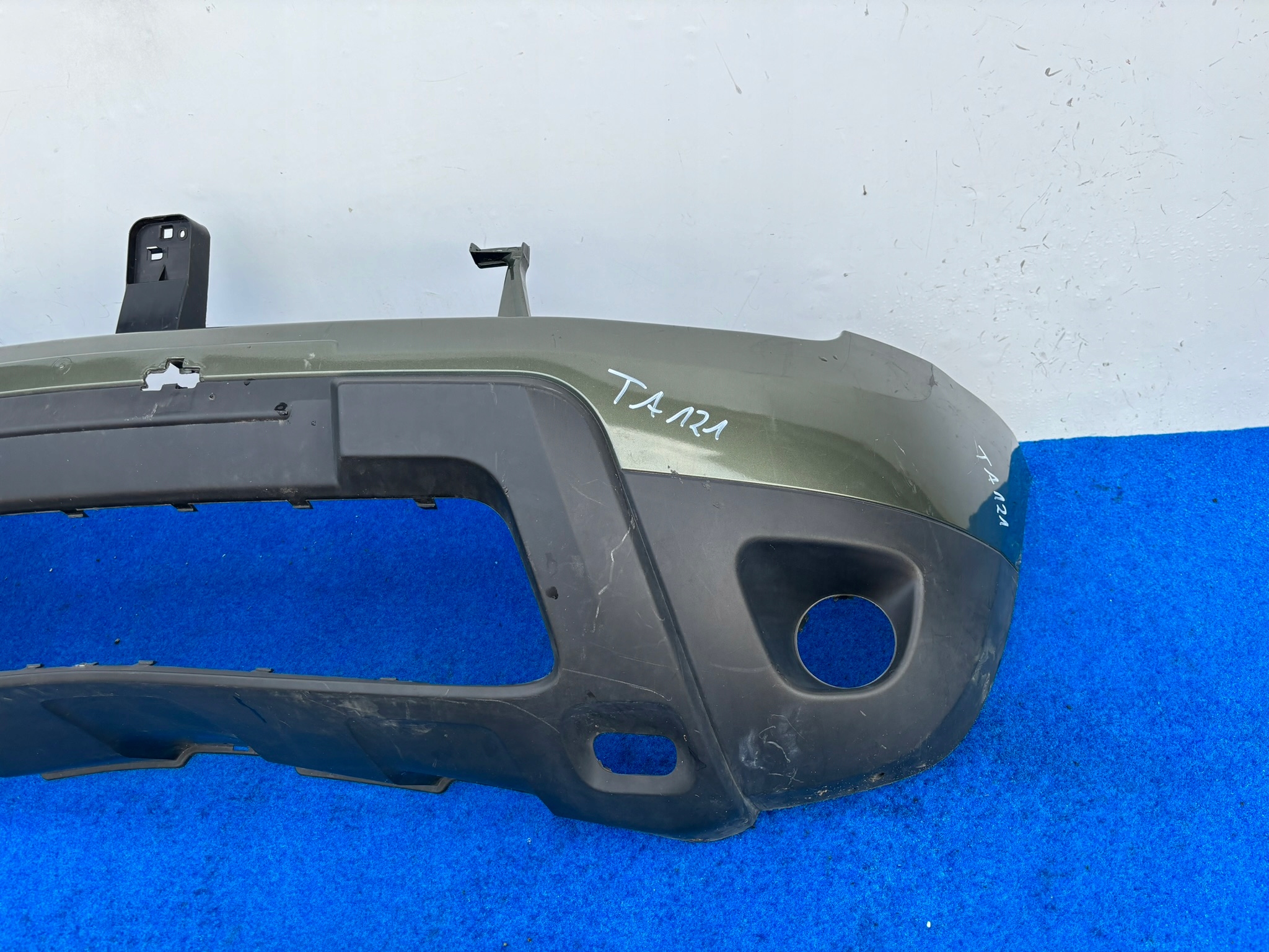 DACIA DUSTER 10-17 ROK bumper front 620220025R TA121