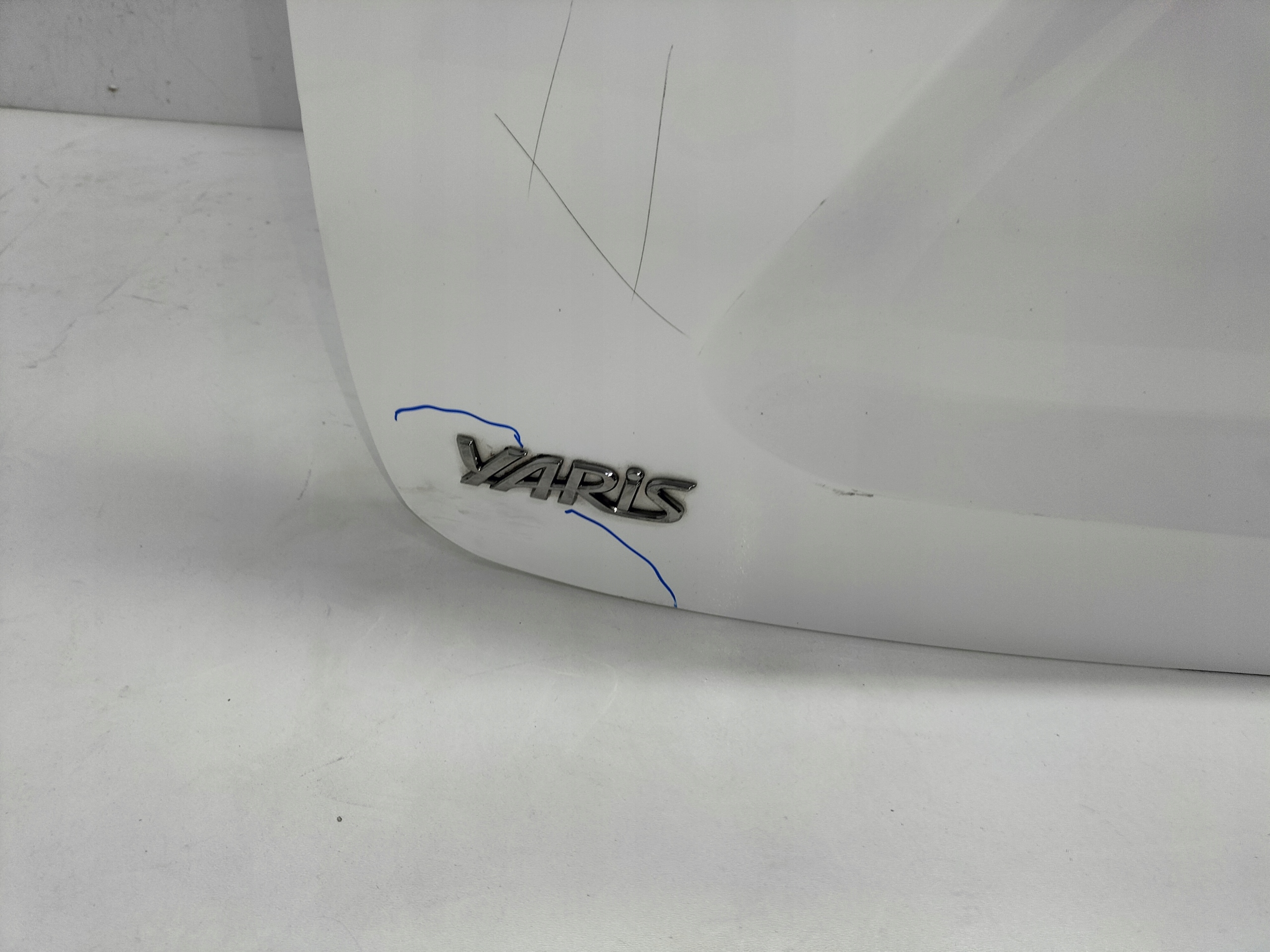 boot doors boot rear part TOYOTA YARIS CROSS 20
