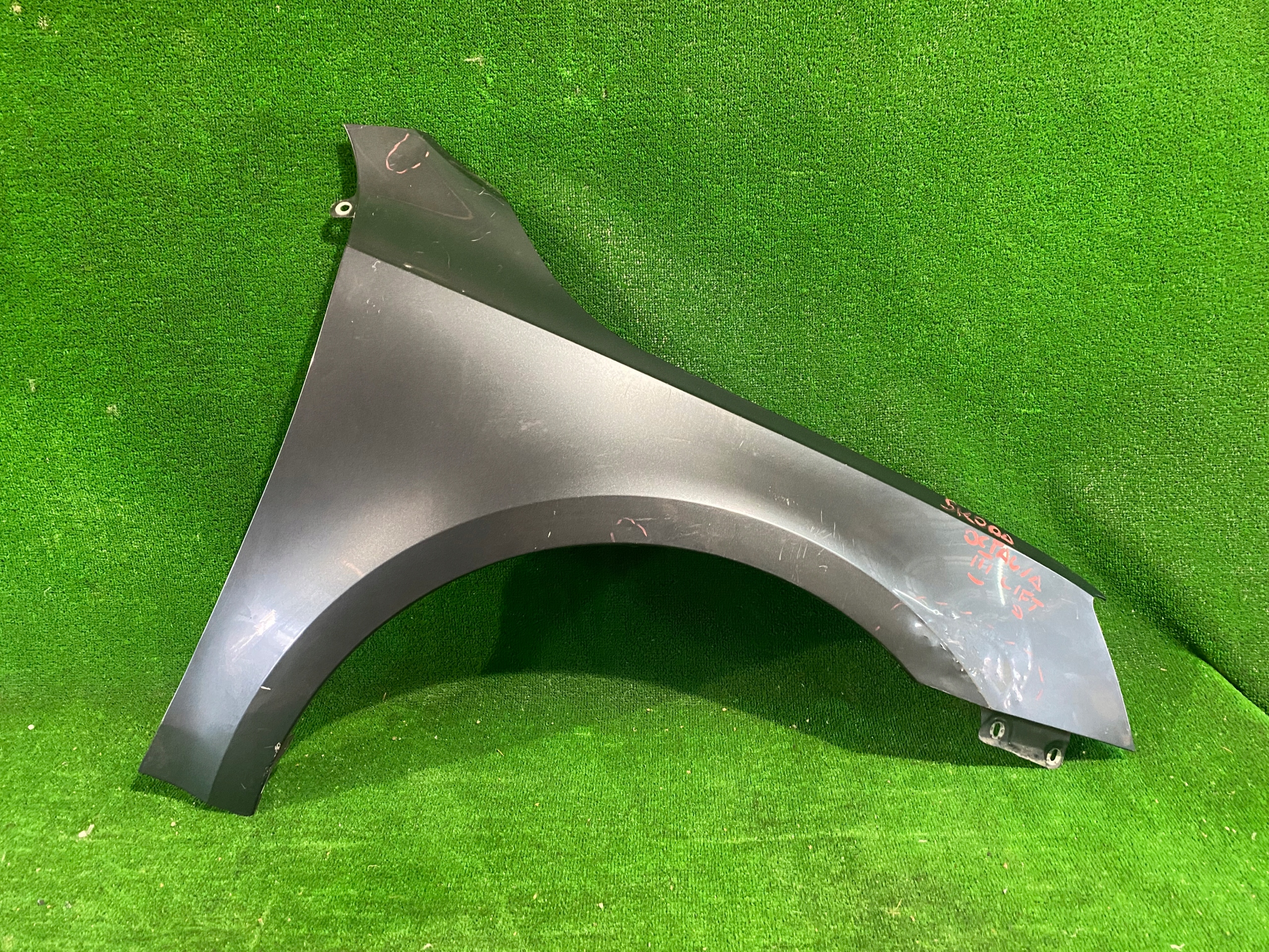 fender front right SKODA OCTAVIA III LIFT NR.465