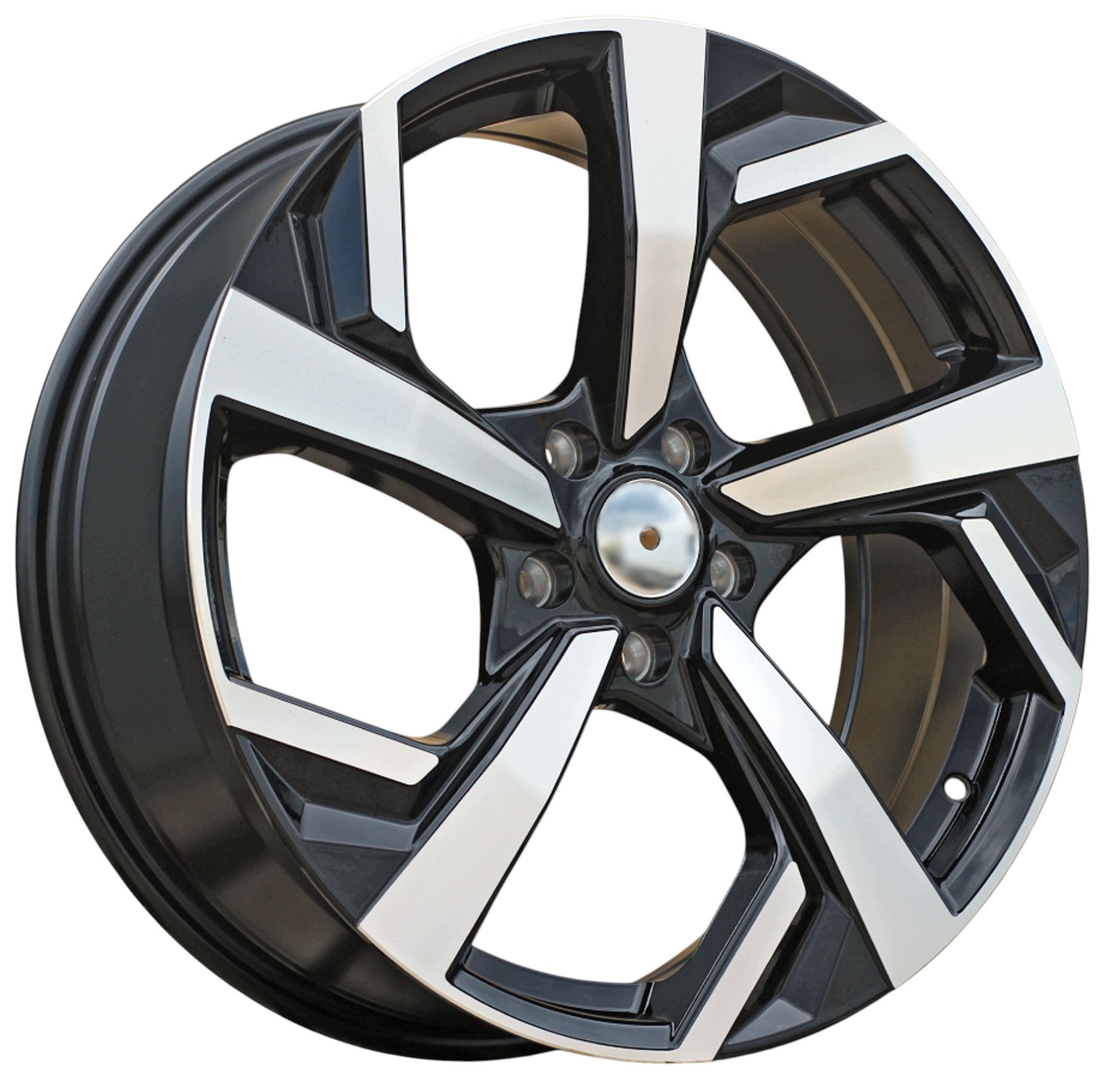 Alufelgi 17 5x114 pro Nissan Leaf II Juke Qashqai Townstar X-trail II III