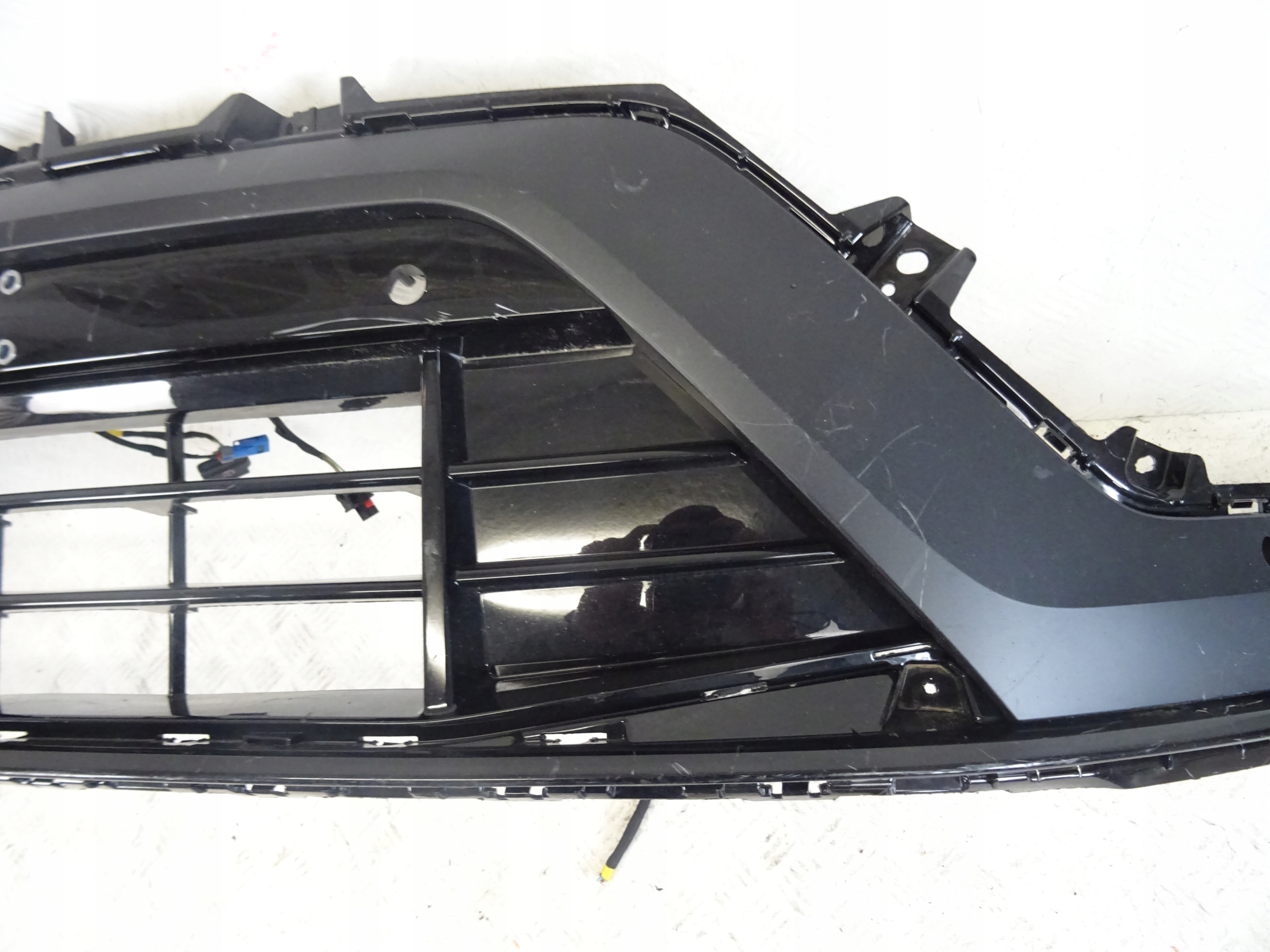 spoiler accessories of a bumper front front POLESTAR IV 574049
