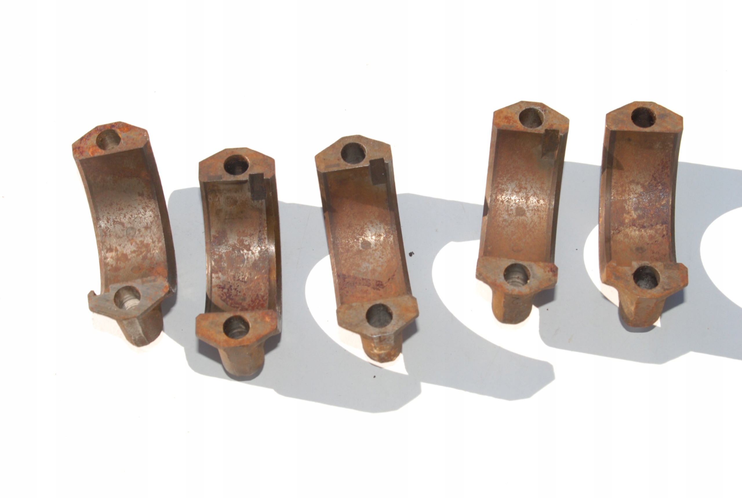 Oryginalna dolna części korbowodu Fiat 126p Numer katalogowy części F126-TUL.KO01