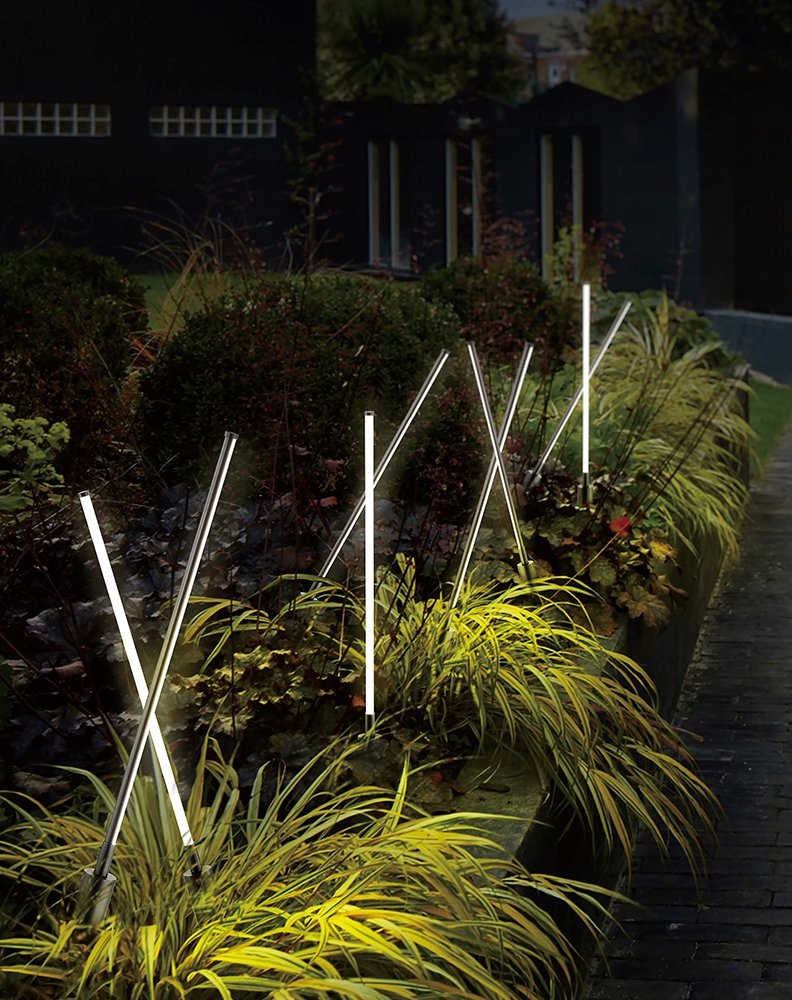 Moderný záhradný stĺpik, Led zatĺkacia lampa Fredo čierna 98 cm