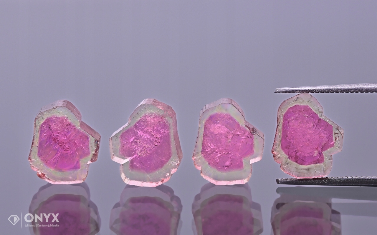 Turmalín Melounová dlažba Komplet 10,5x8,5 mm