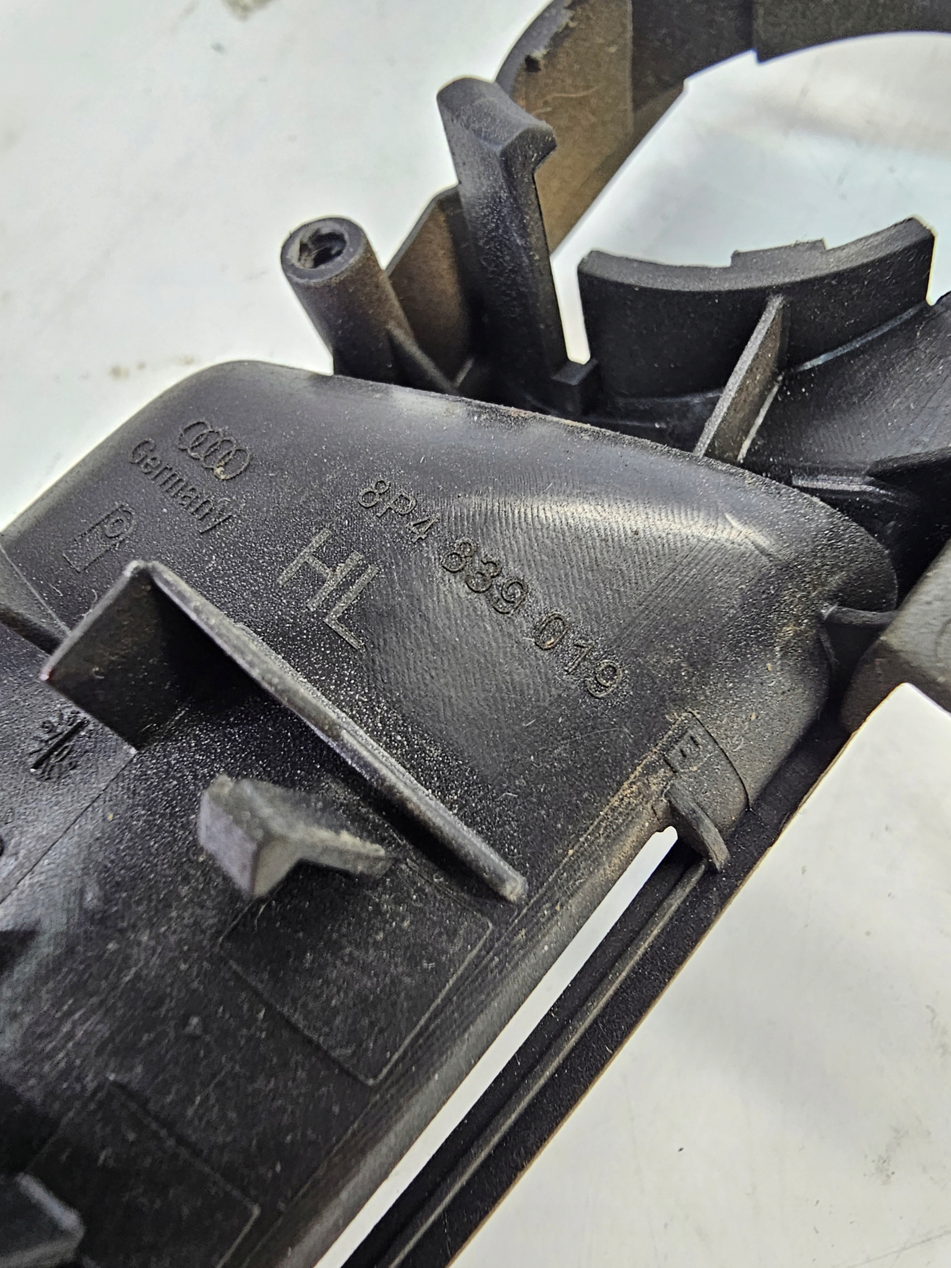 handle left rear part AUDI A3 8P 8P4839019E 5-door