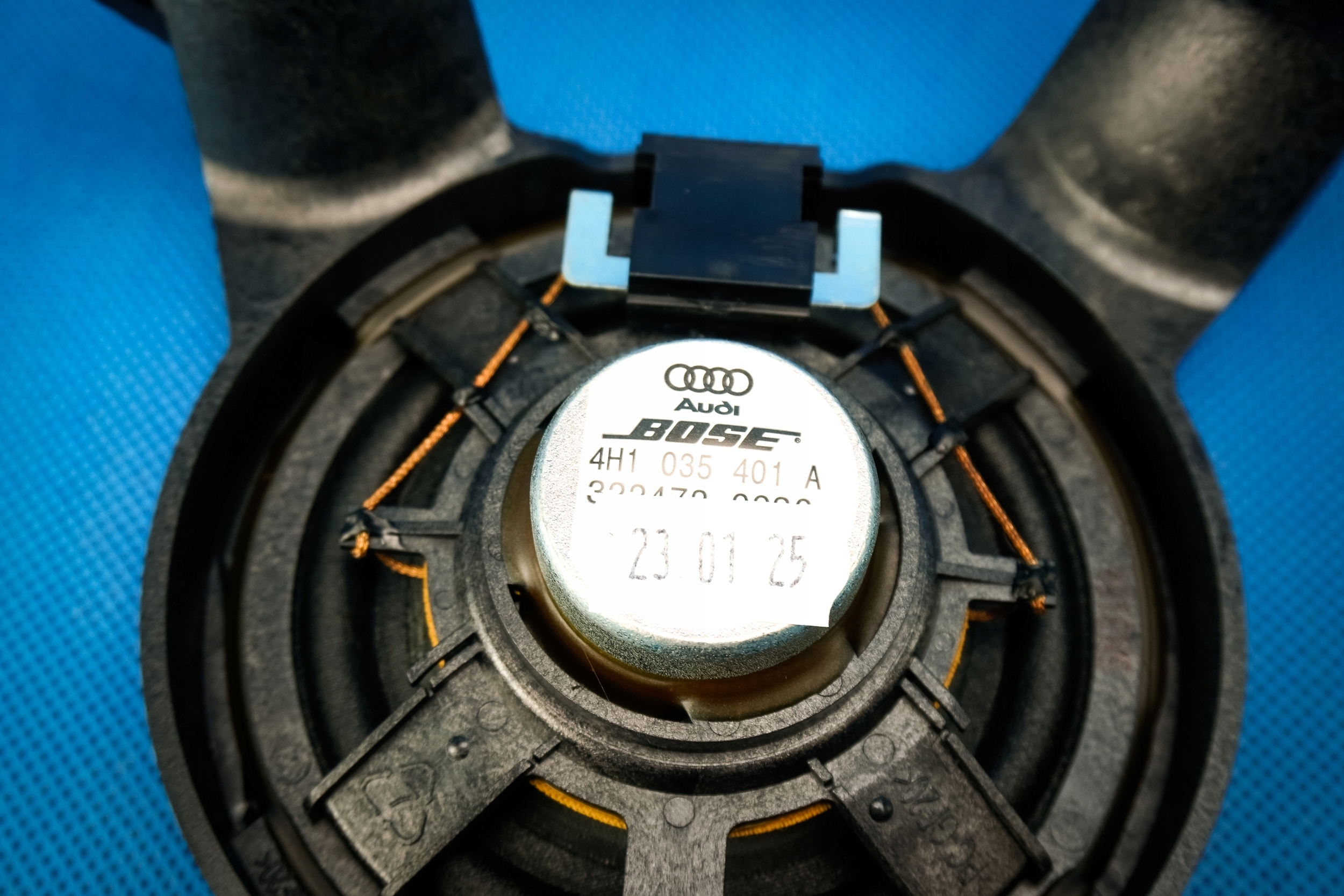 speaker surround Bose Audi A8 S8 4H 4H1035401A