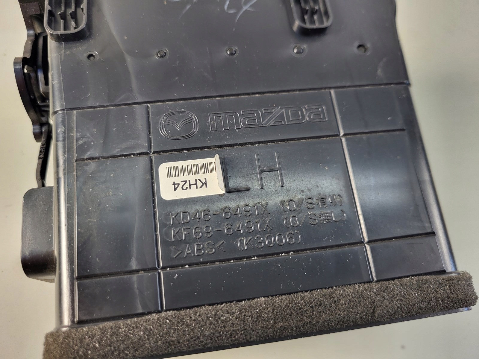 grid air conditioning devices left MAZDA CX-5 and KE KD46-6491X
